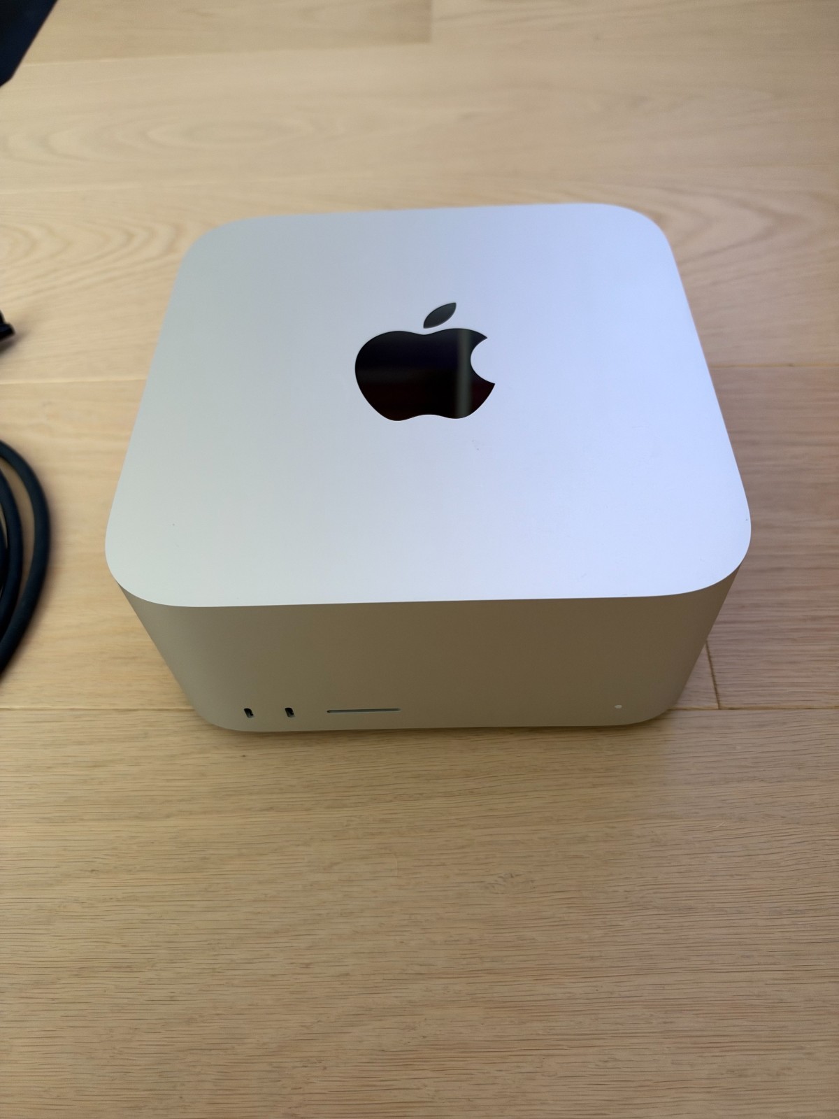 Apple Mac Studio | M1 Ultra | 128GB | 4TB | 20 Core CPU | 64 Core GPU | Desktop