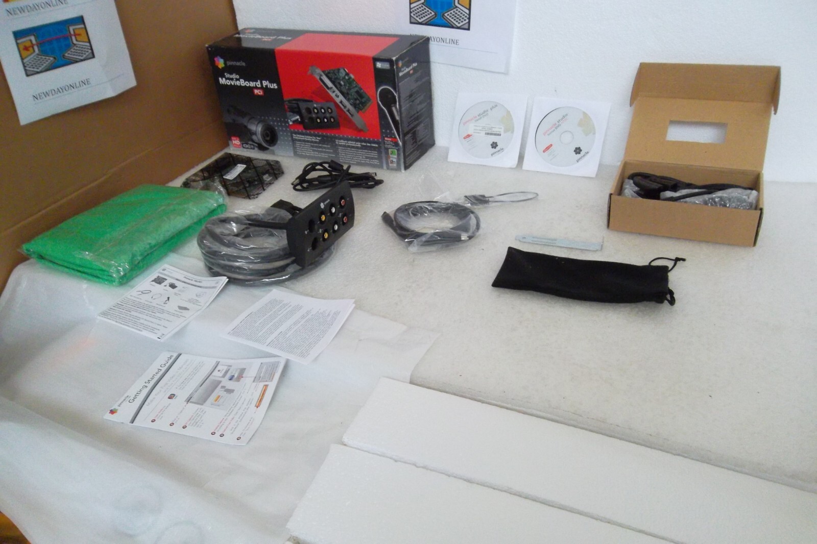 Pinnacle Studio MovieBoard Plus PCI  Video Editing System for Window 82301001241