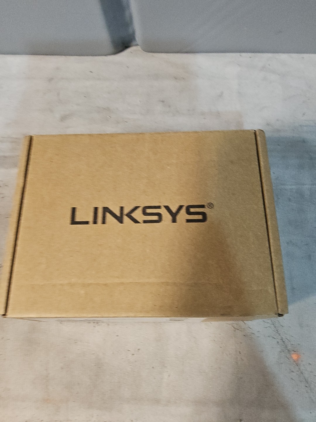 ☆Linksys LGS105 5-Port Gigabit Ethernet Switch - 5 Ports