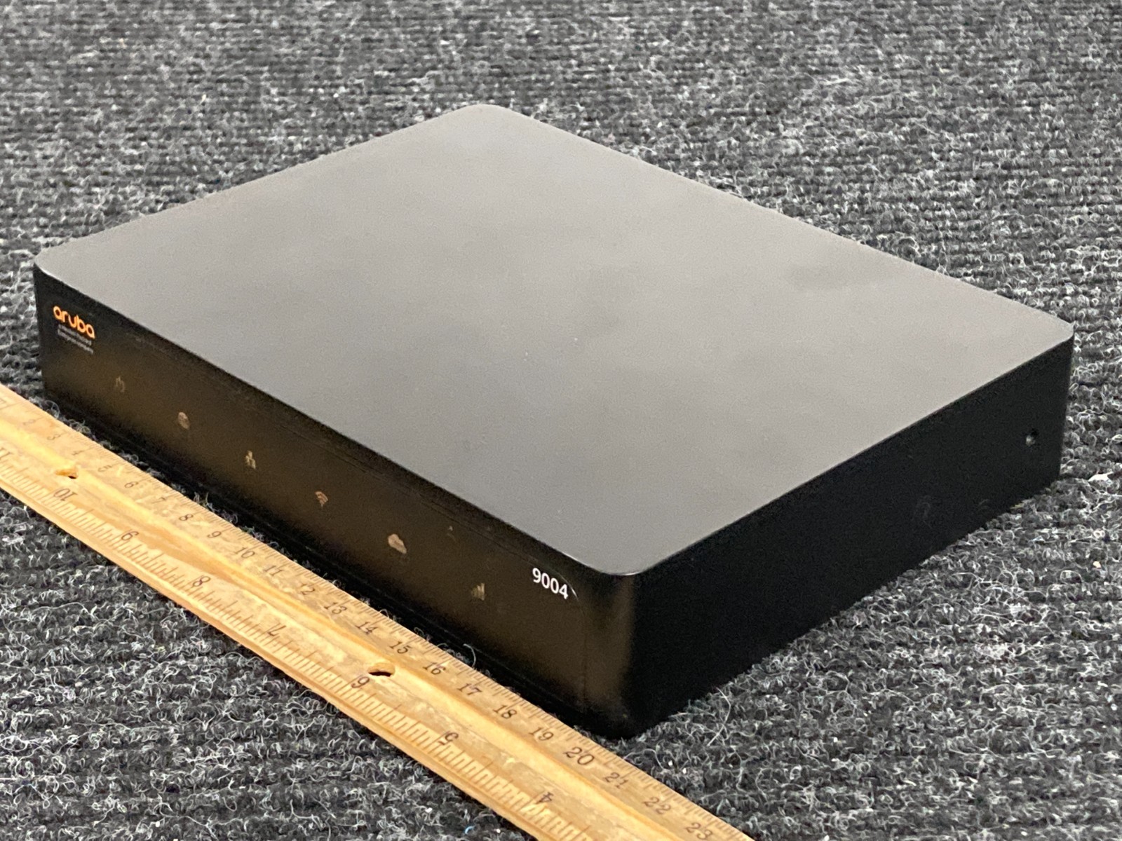Aruba ARCN9004 Networking Gateway Unit  (For Parts, As Is, Unit Only)