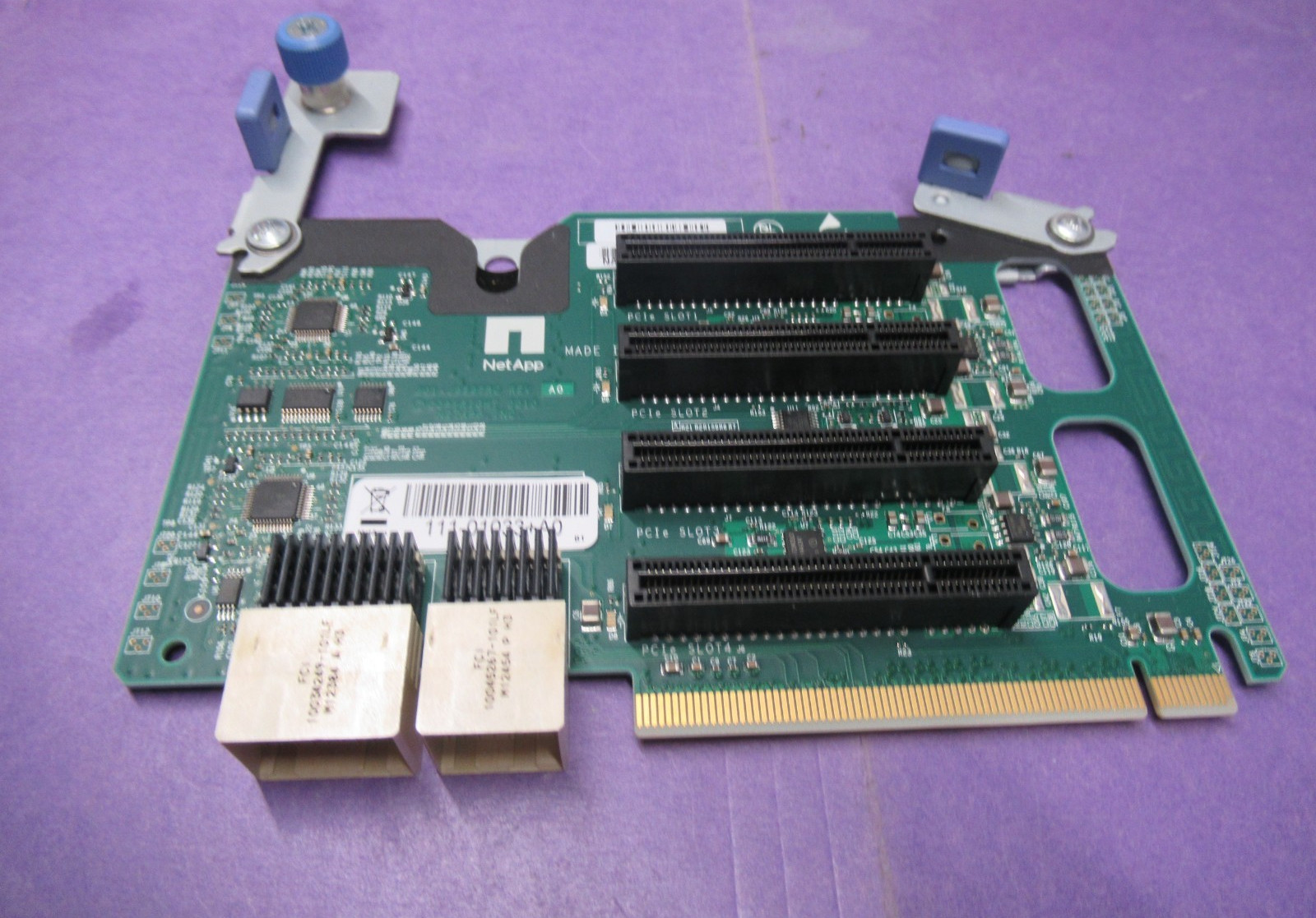 NetApp 111-01033+A0 4x PCIe x8 Riser Card for FAS62xx SA620
