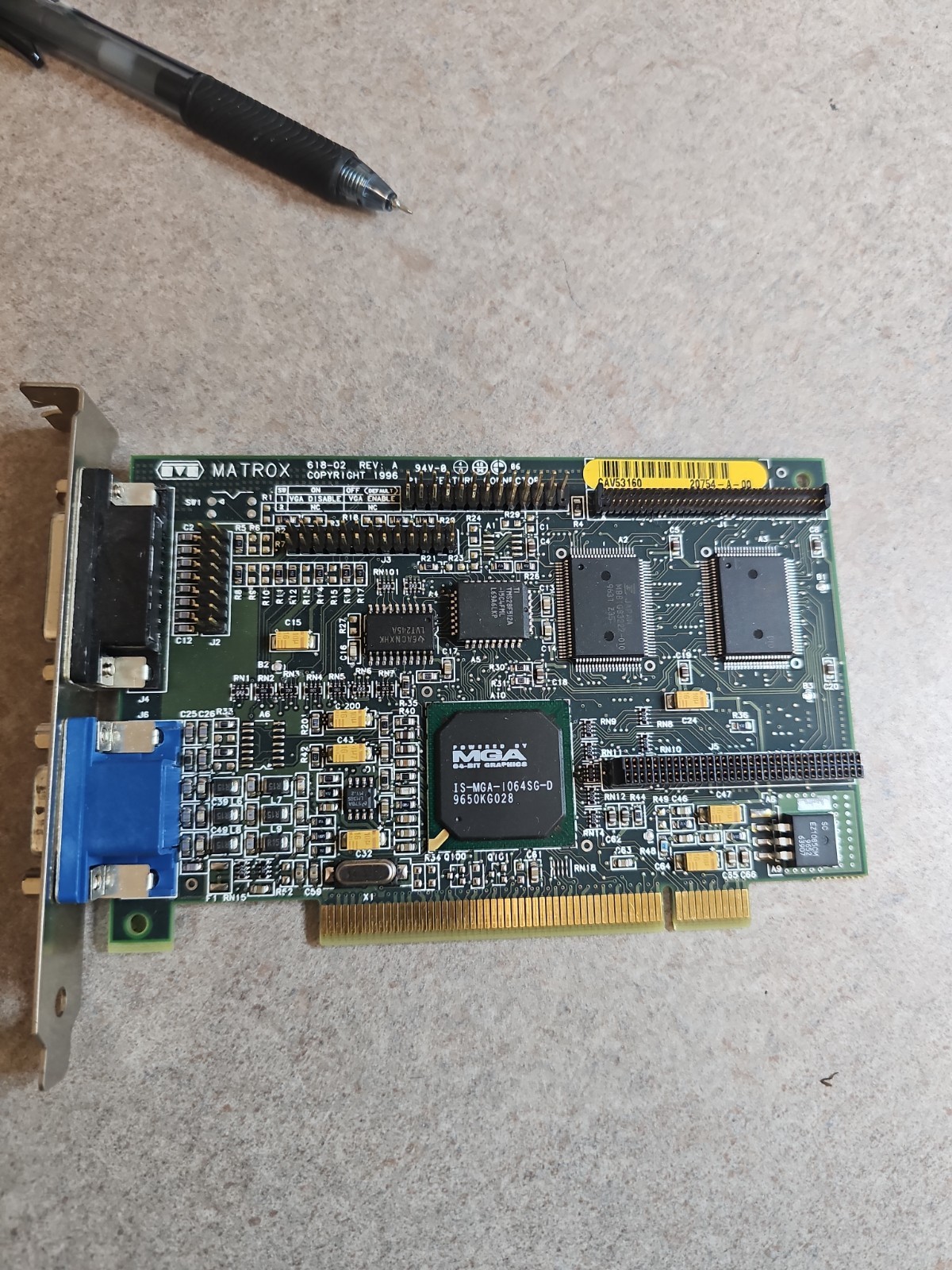 Matrox MGA Mystique PCI Graphics Card MGA-1064SG Vintage VGA Video Card 1996