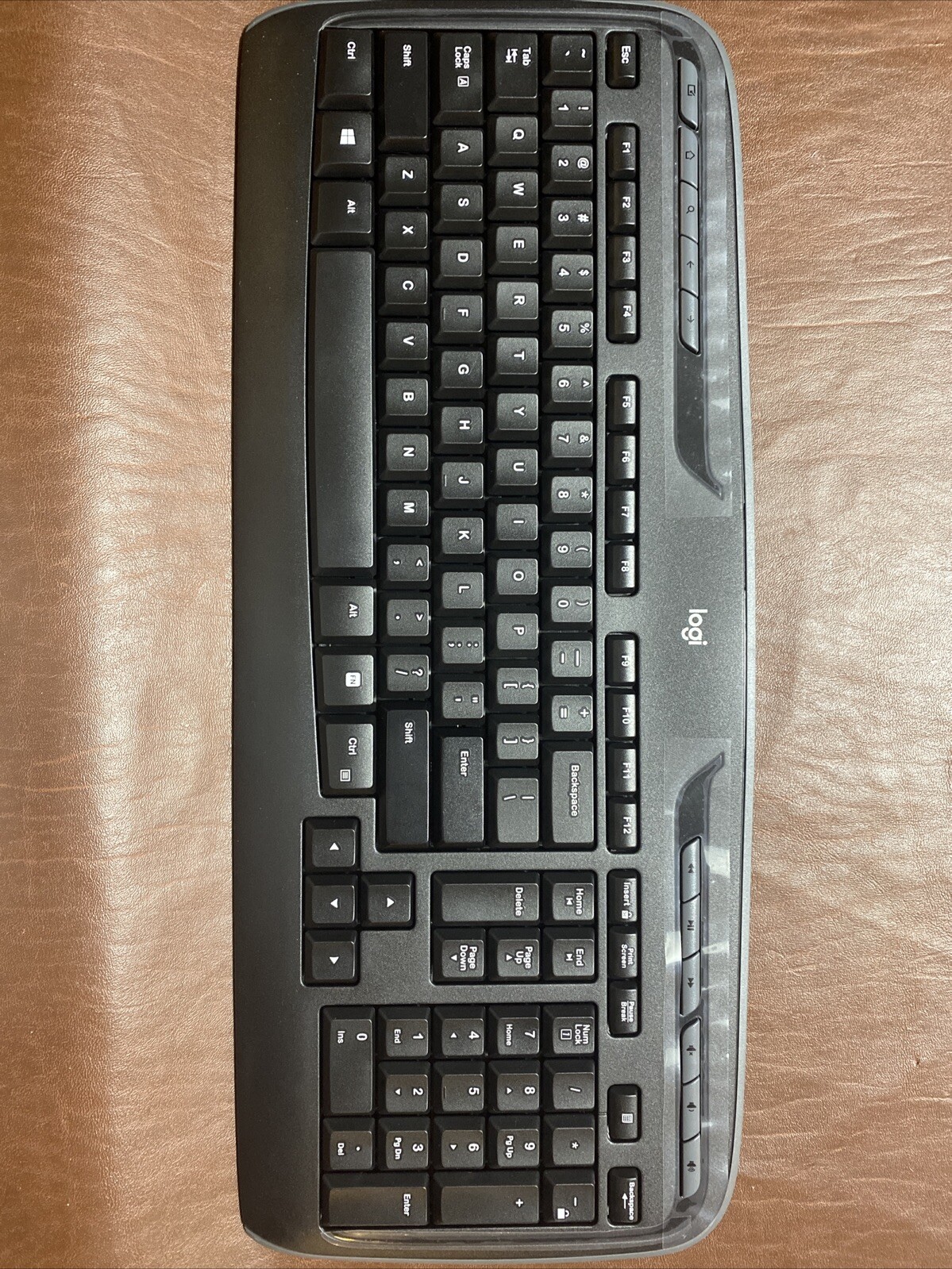 Logitech MK 330 Wireless Keyboard