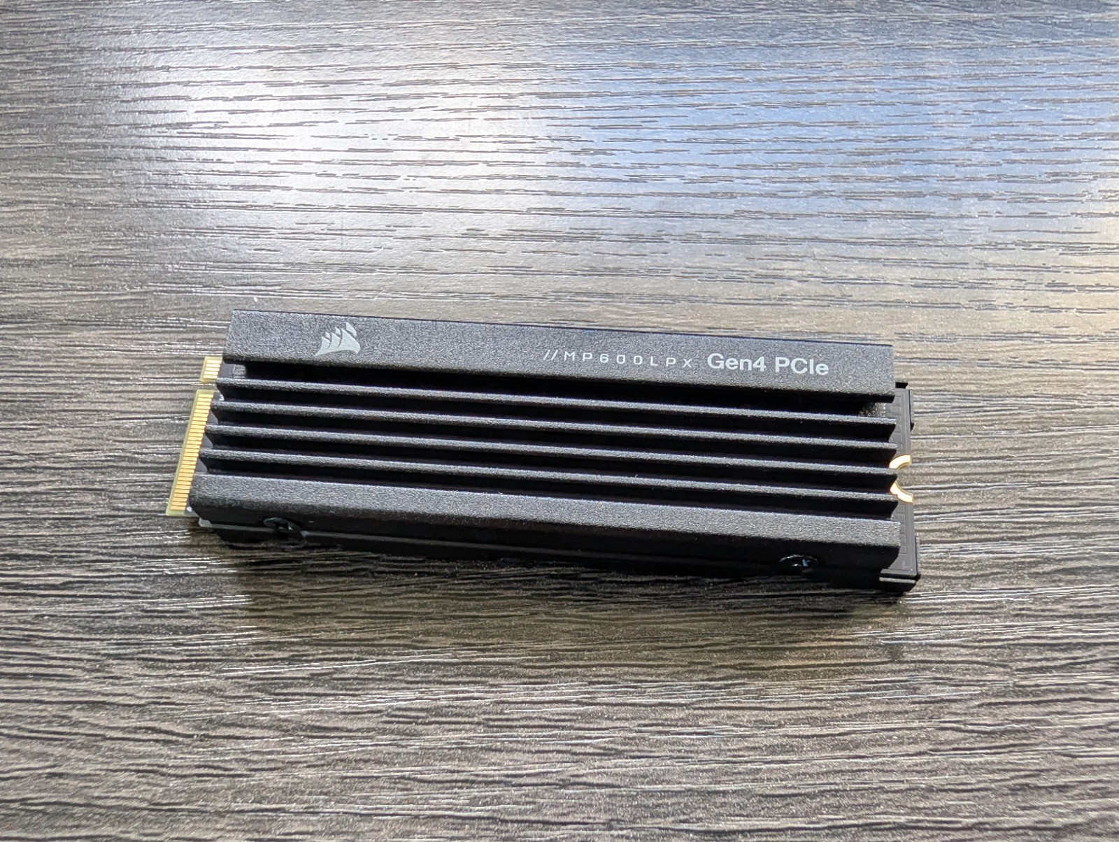 CORSAIR MP600 PRO LPX 2TB Internal SSD PCIe Gen 4 x4 NVMe M.2 w/Heatsink PS5