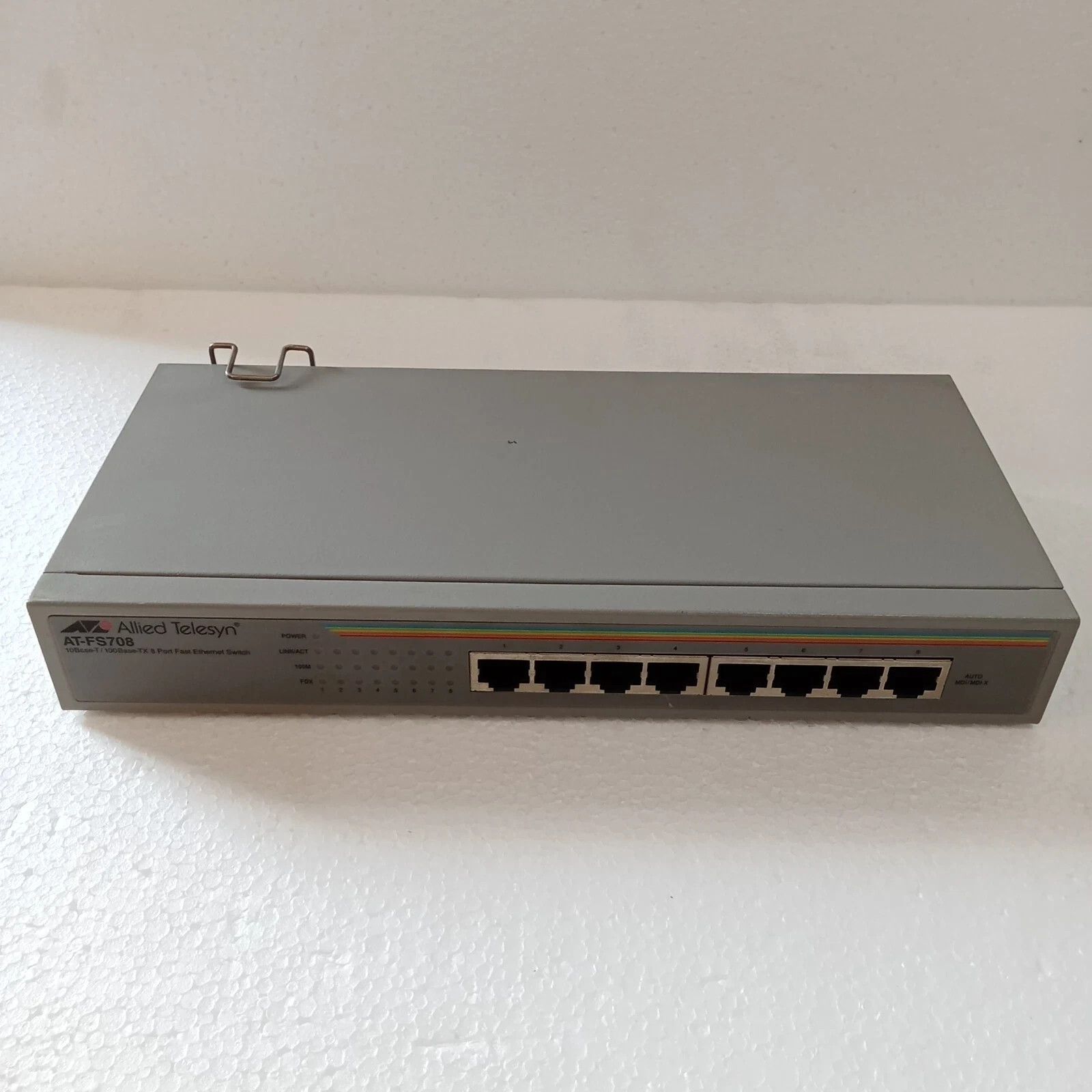Allied Telesyn AT-FS708 10 Base-T/100 Base-TX 8 Port Fast Ethernet Switch