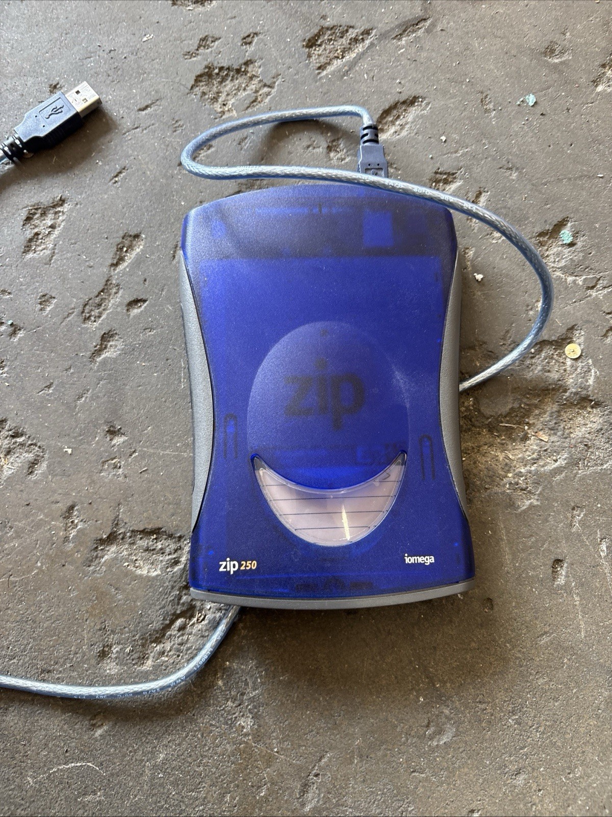 Iomega Zip 250 USB External Drive Blue Z250USBPCM No Adapter