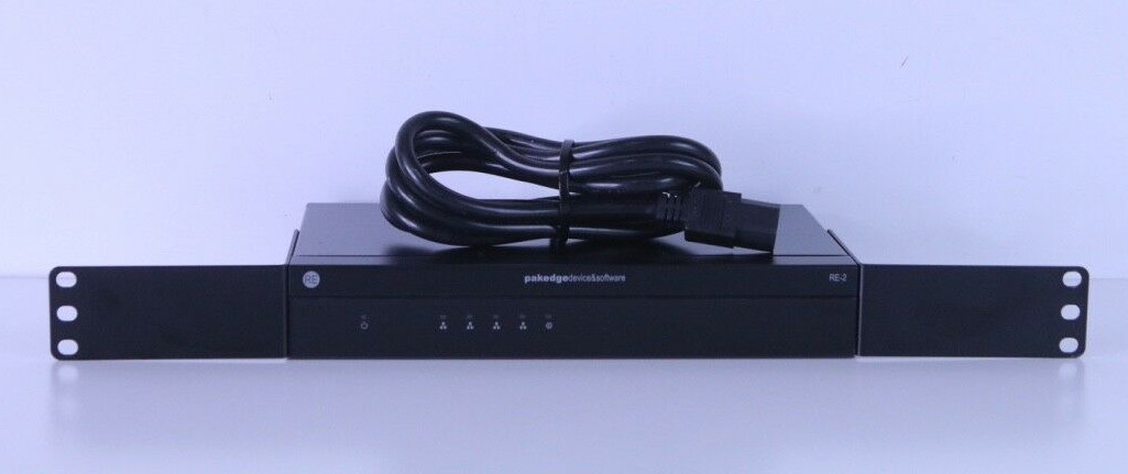 Pakedge RE-2 Enterprise Gigabit Wired Router Device & Software 