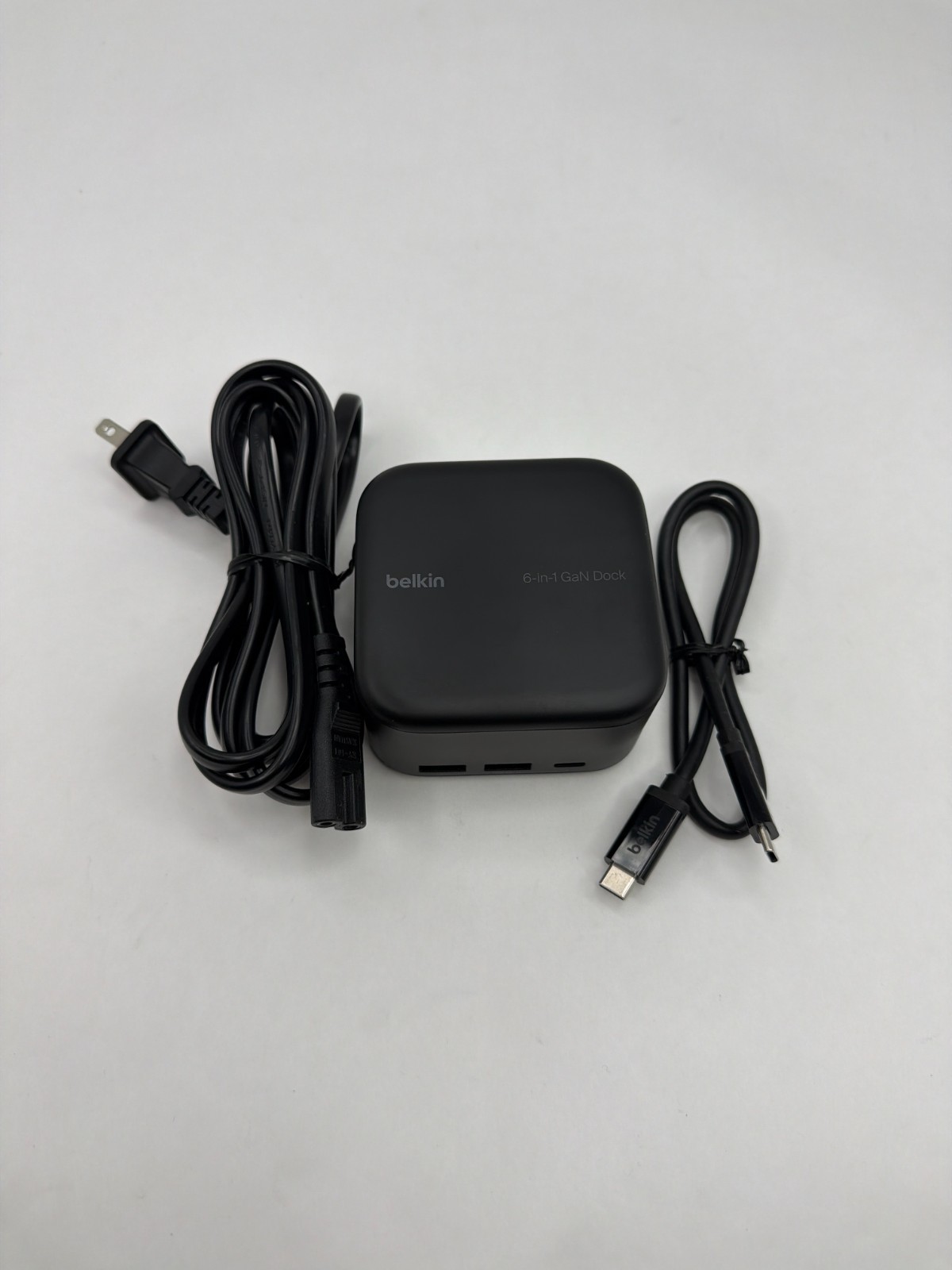 Belkin Universal USB-C Docking Station HDMI RJ45 USB-A 130W GaN Power Macbook