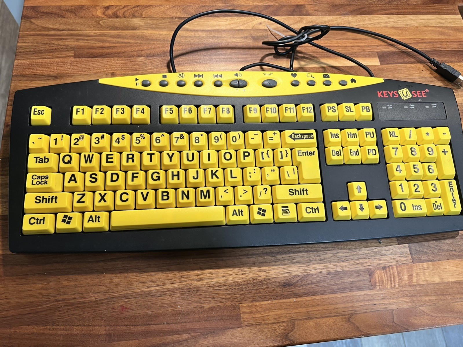 AbleNet Keys U See Large Print Multimedia USB Keyboard Wired QWERTY YKB-LP-YUSB
