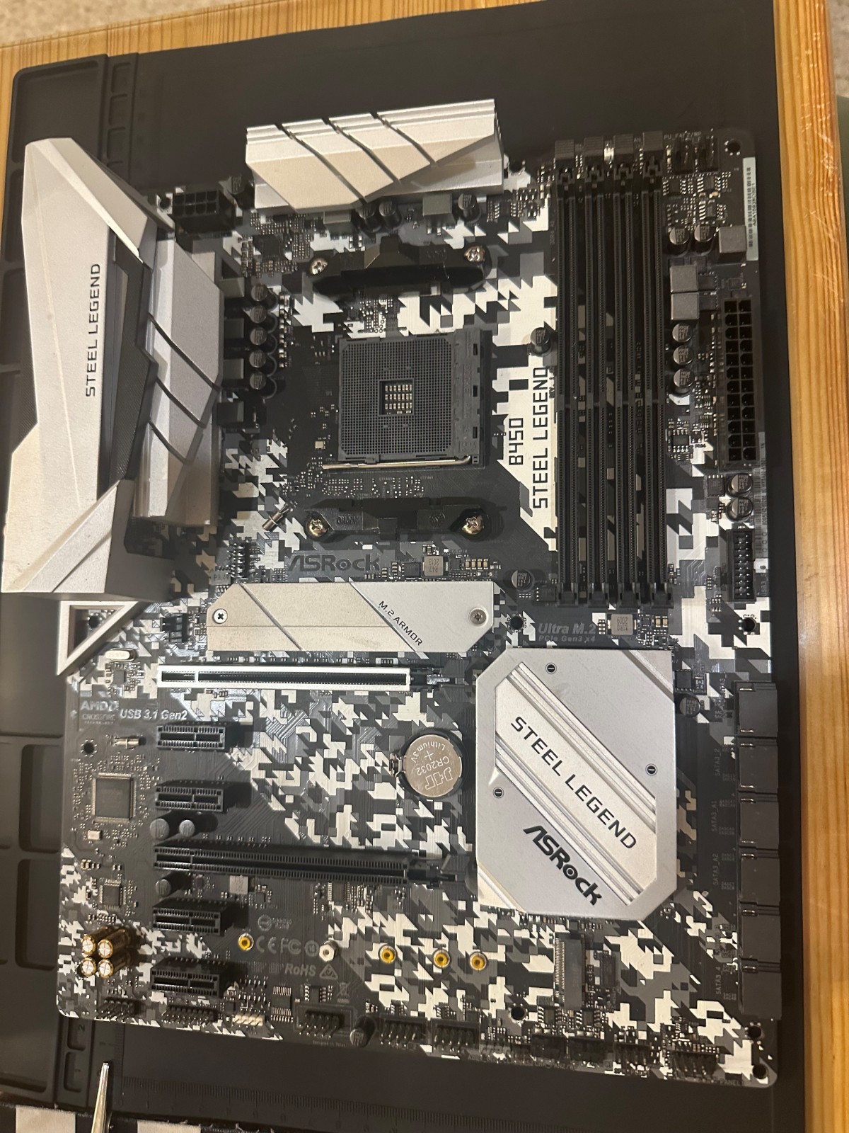 ASRock B450 Steel Legend AM4 AMD Promontory B450 SATA 6Gb/s motherboard