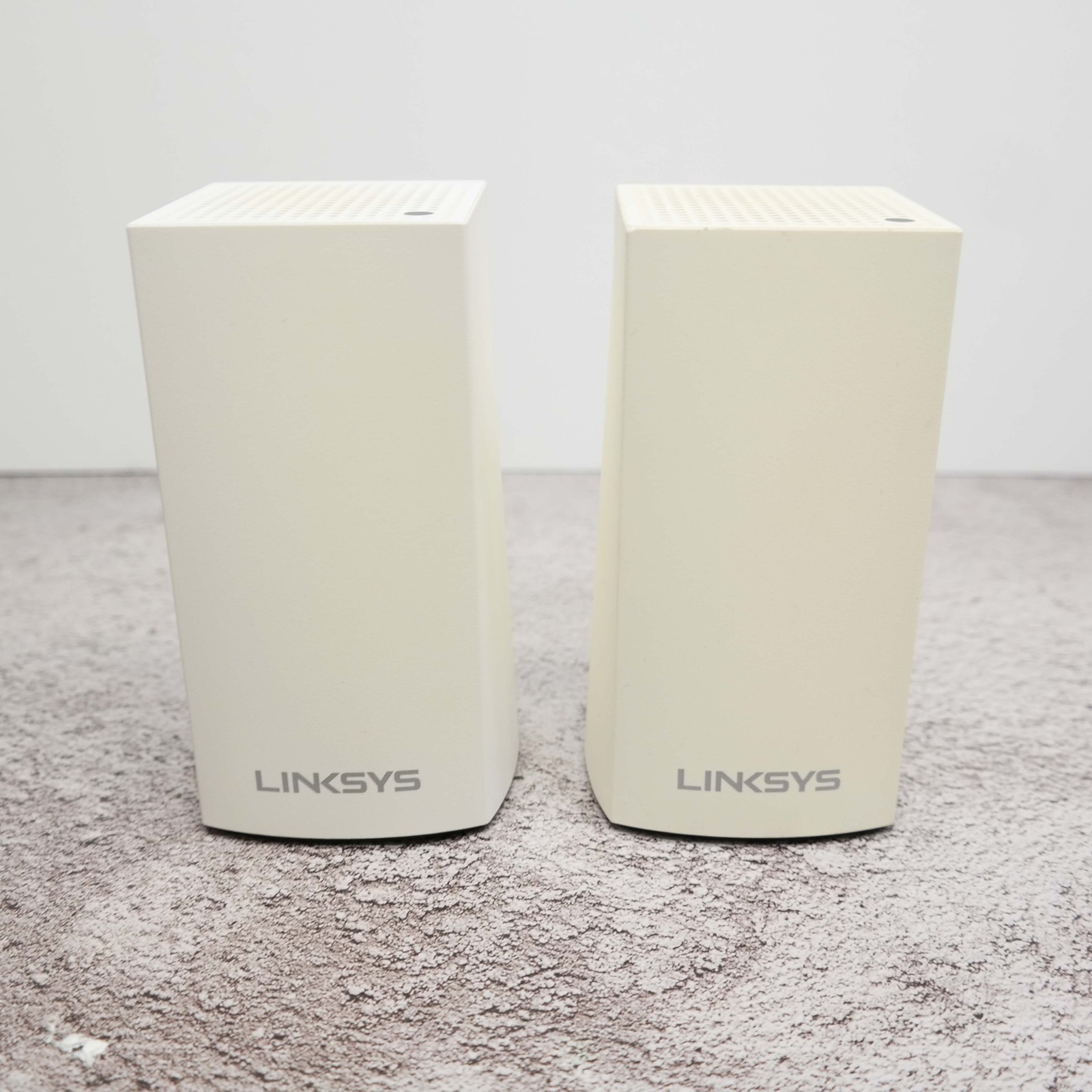Linksys Velop VLP0102 AC2400 Mesh WiFi Router 2-Pack BROKEN