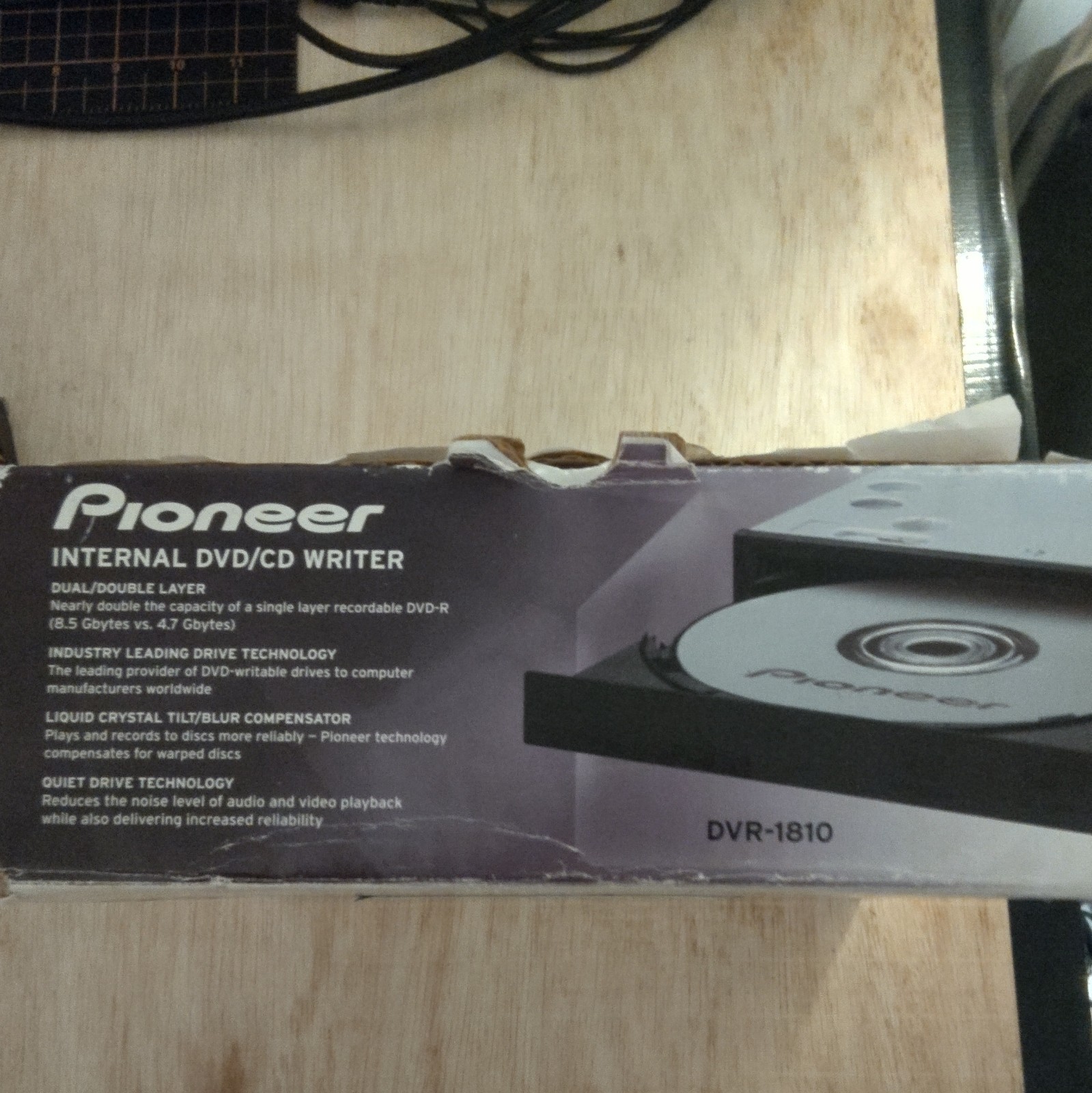 Pioneer DVR-1810 18x IDE Internal DVD-R/RW CD Writer Drive 5.25" Black