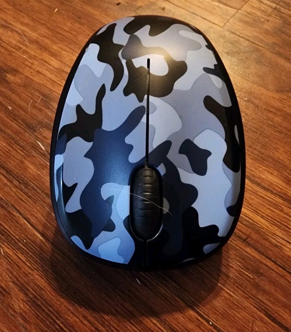 Logitech M317c Design Collection Wireless Mouse Blue Camo Laptop Notebook Nice
