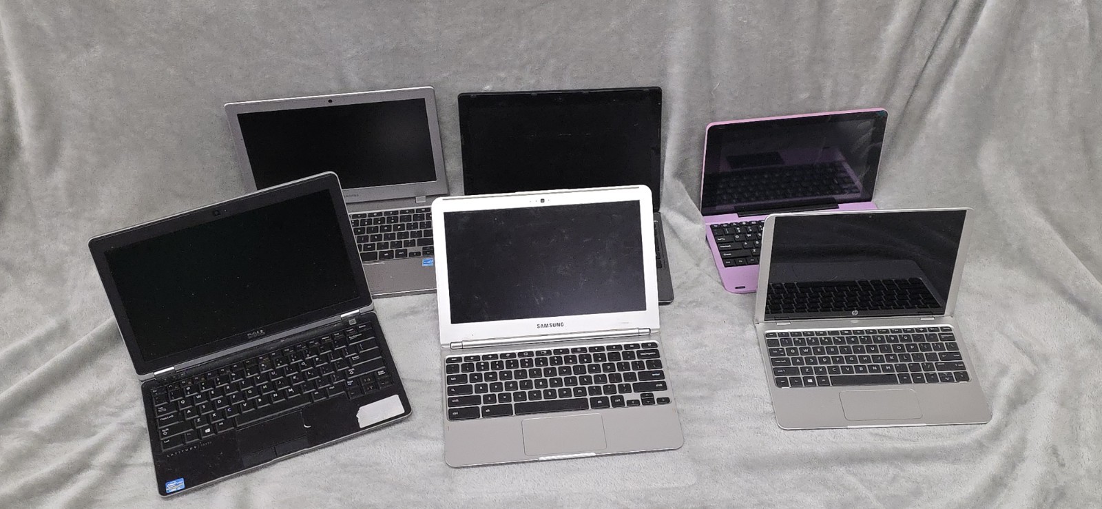 LOT OF 6 LAPTOPS/CHROMEBOOKS - SAMSUNG - DELL - ACCER- HP - RCA UNTESTED PARTS