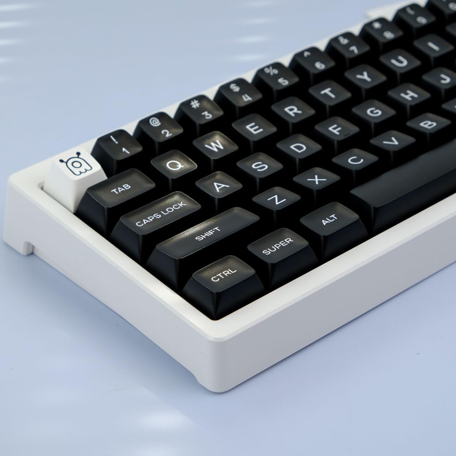 Sumgsn 142 Keys PBT Doubleshot SA Keycaps WOB Black Translucent Keycaps Set