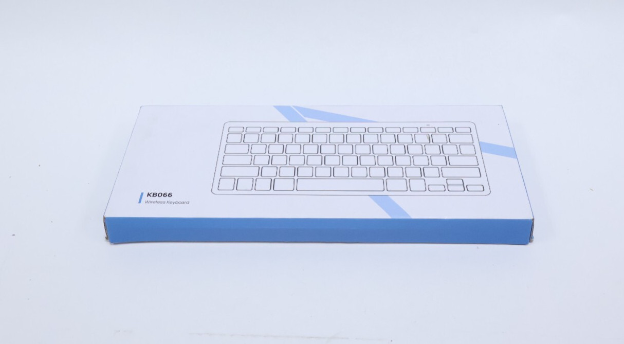 Omoton KB066 Black iOS Slim Bluetooth Wireless Keyboard White