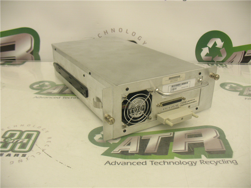 Dell PowerVault 136T Ultrium LTO-3 SCSI LVD Tape Drive Module DF612 0DF612