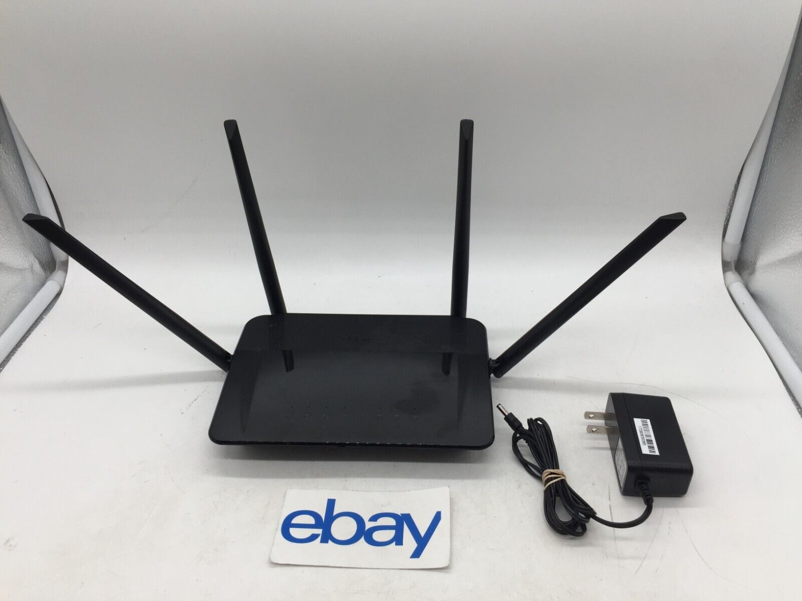D-Link WiFi Router Model DIR-842 W/ADAPTER FREE S/H
