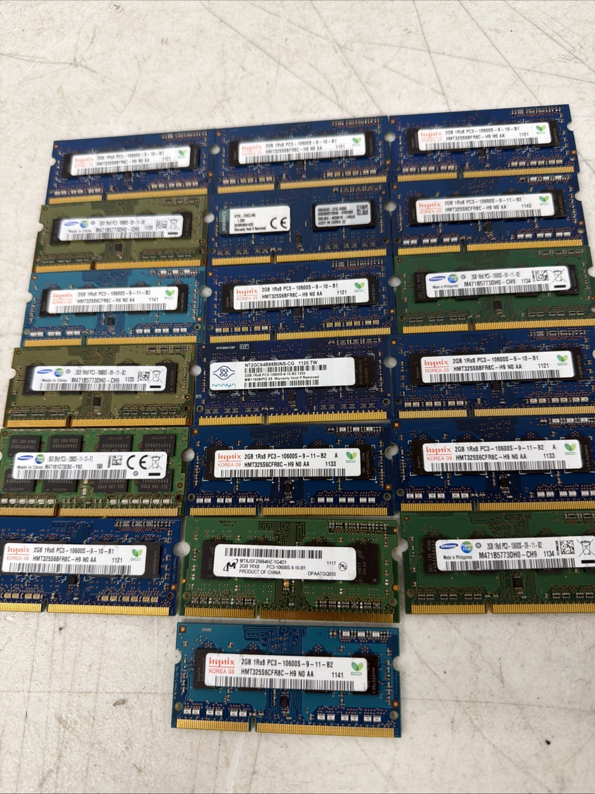 Lot of 19 -  2GB DDR-3  SODIMM RAM Crucial /Micron /Sk Hynix Mixed