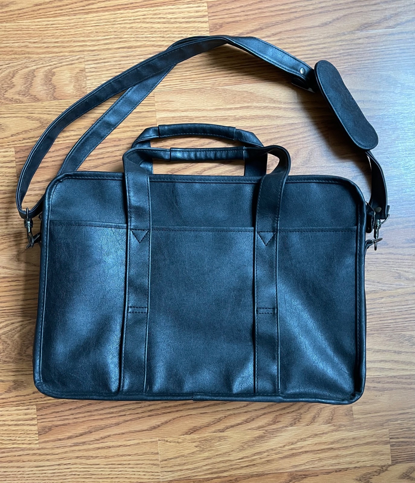 Leed's DuraHyde 17" Computer Attache Briefcase - Black (4900-58BK)