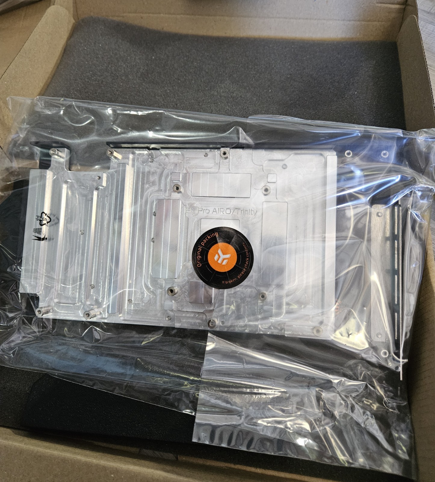 EK-Pro GPU WB AMP/ Trinity  RTX 4090 Rack- Full Al 110520231860