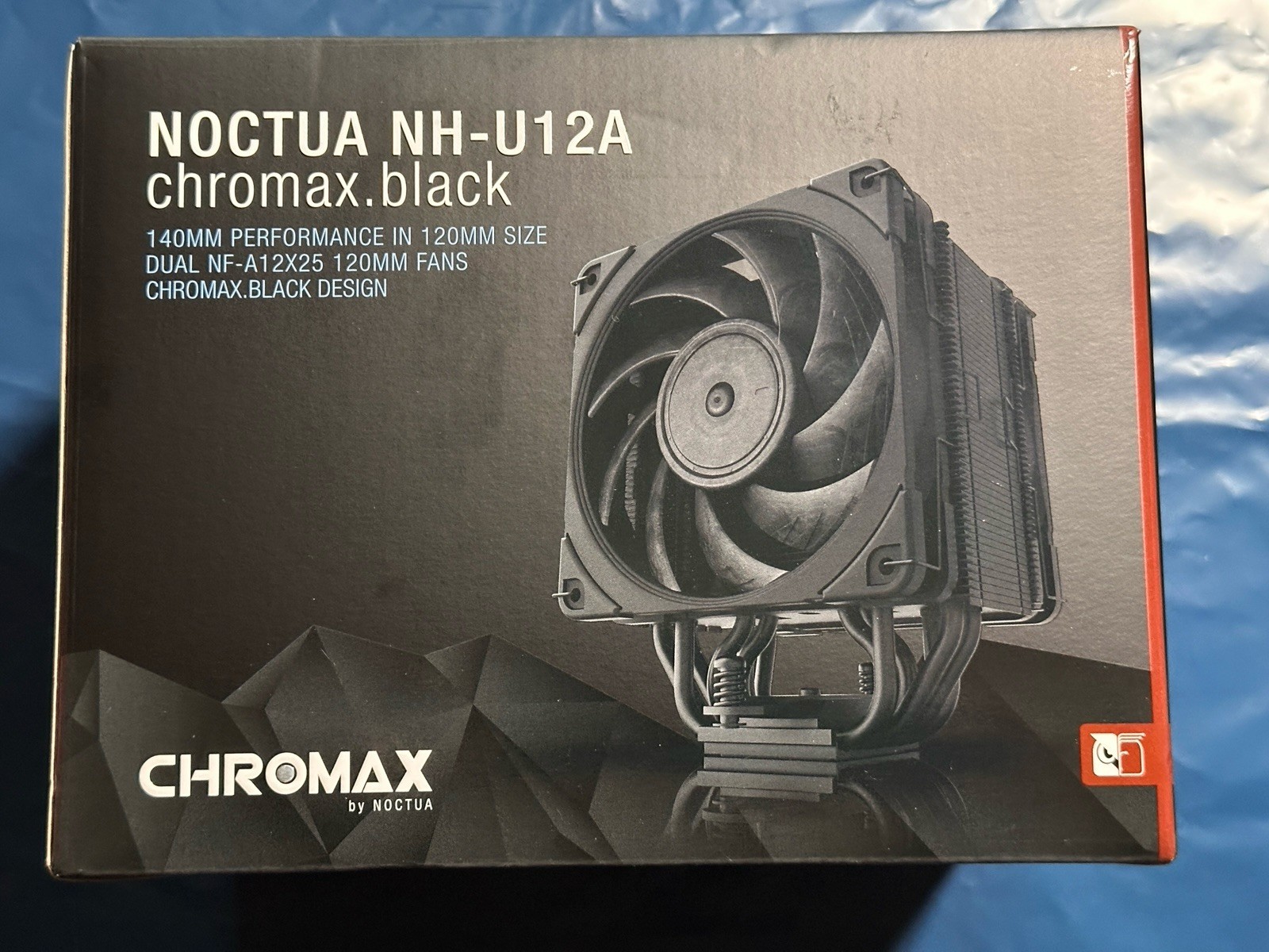 Noctua NH-U12A chromax.Black, 120mm Single-Tower CPU Cooler (Black)