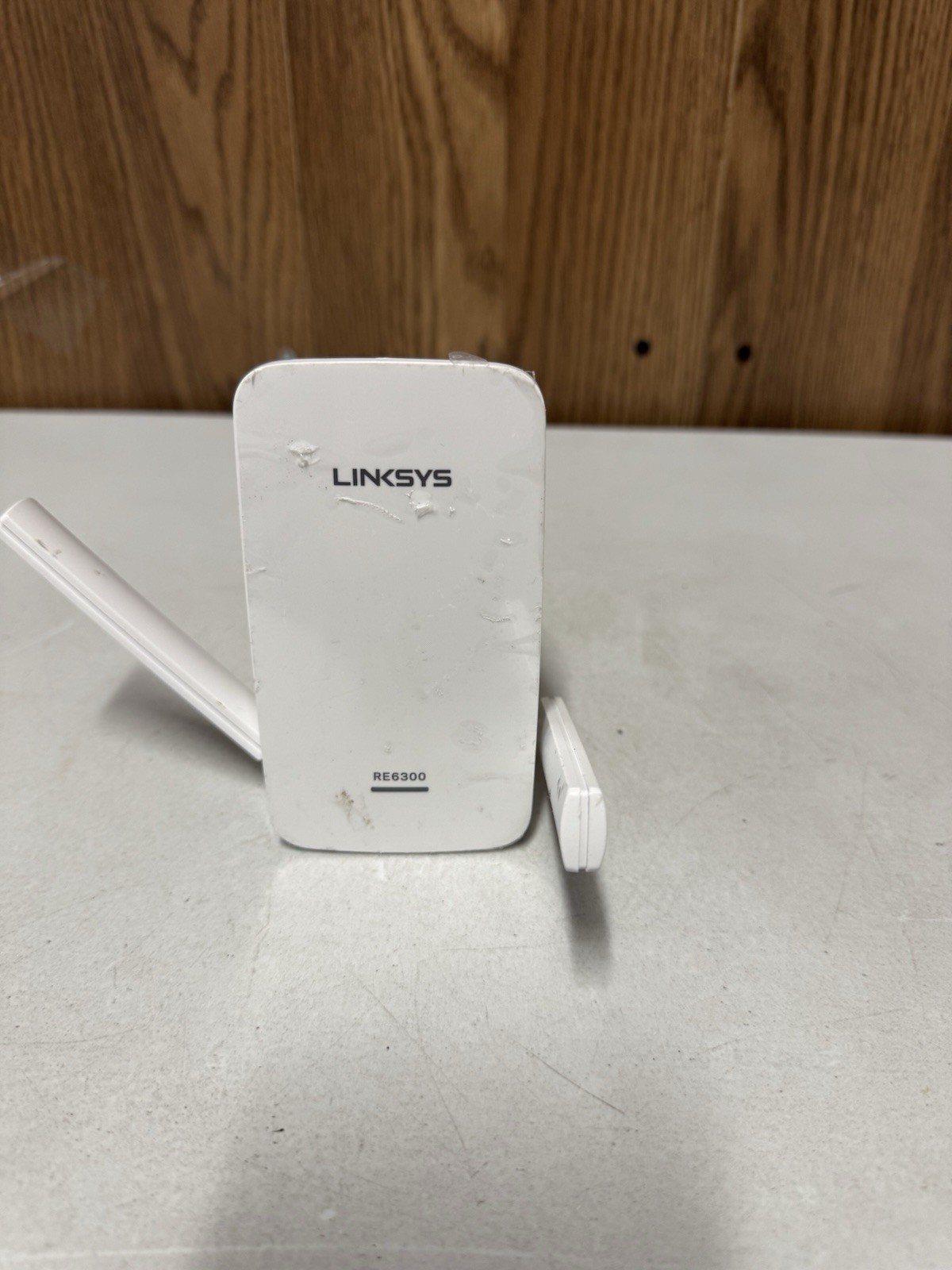 Linksys RE6300 AC750 Dual-Band WiFi Range Extender w/Ethernet Port