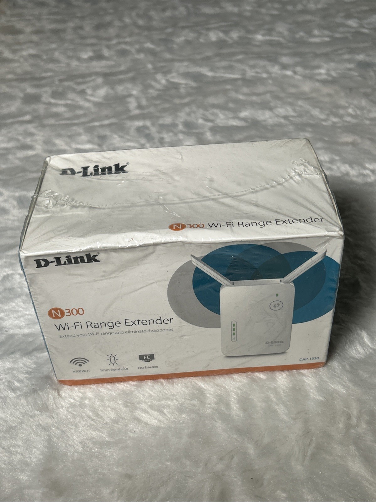 D-Link DAP-1330 N300 Wi-Fi Range Extender - NEW In Box