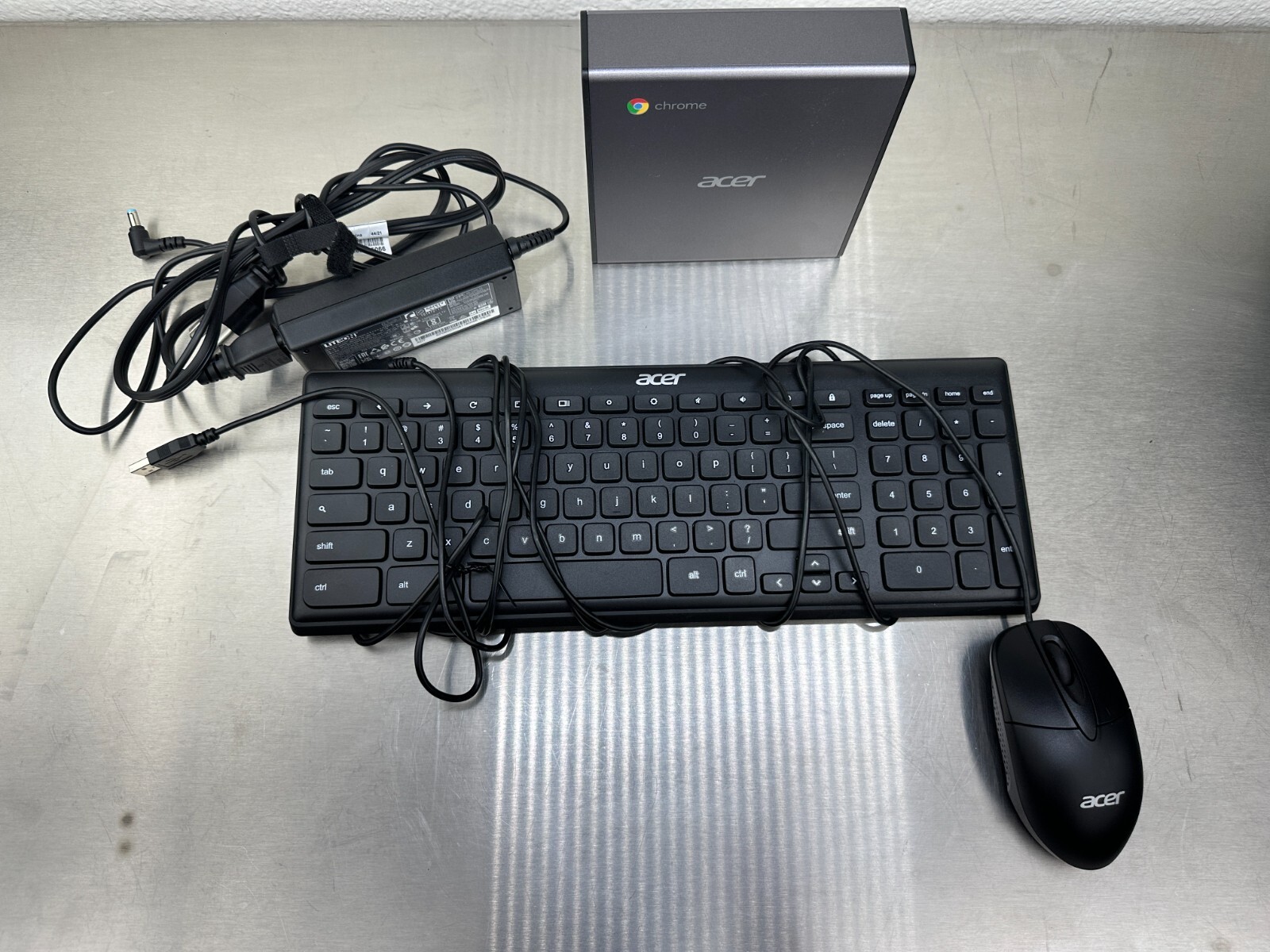 Acer Chromebox CXI4 Desktop Intel Core i5-10210U 1.6GHz 8GB RAM 256GB SSD Chrome