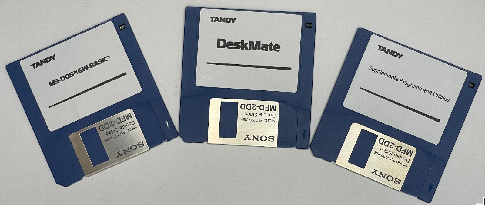 Tandy 1000 HX Boot system and Deskmate Disks / 3.5 Floppies   