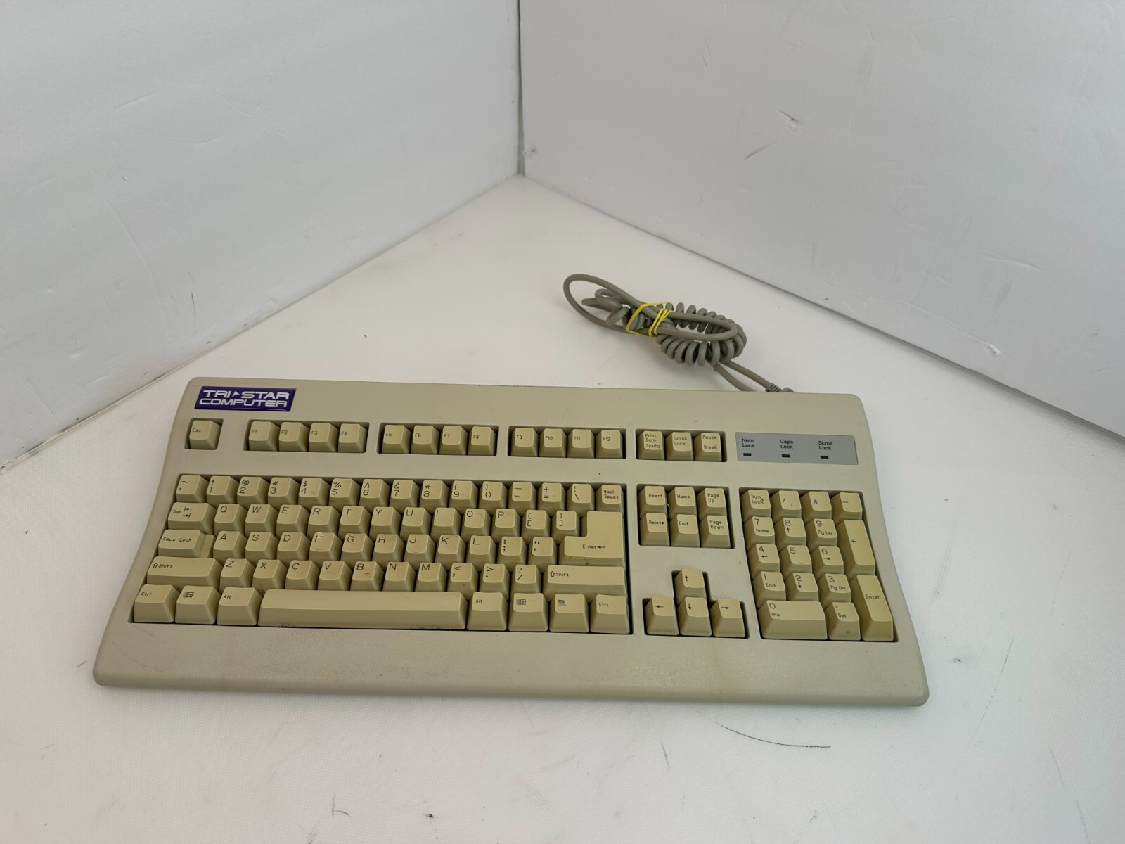 Key Tronic e03601elps2-c Vintage Wired Keyboard retro electronics
