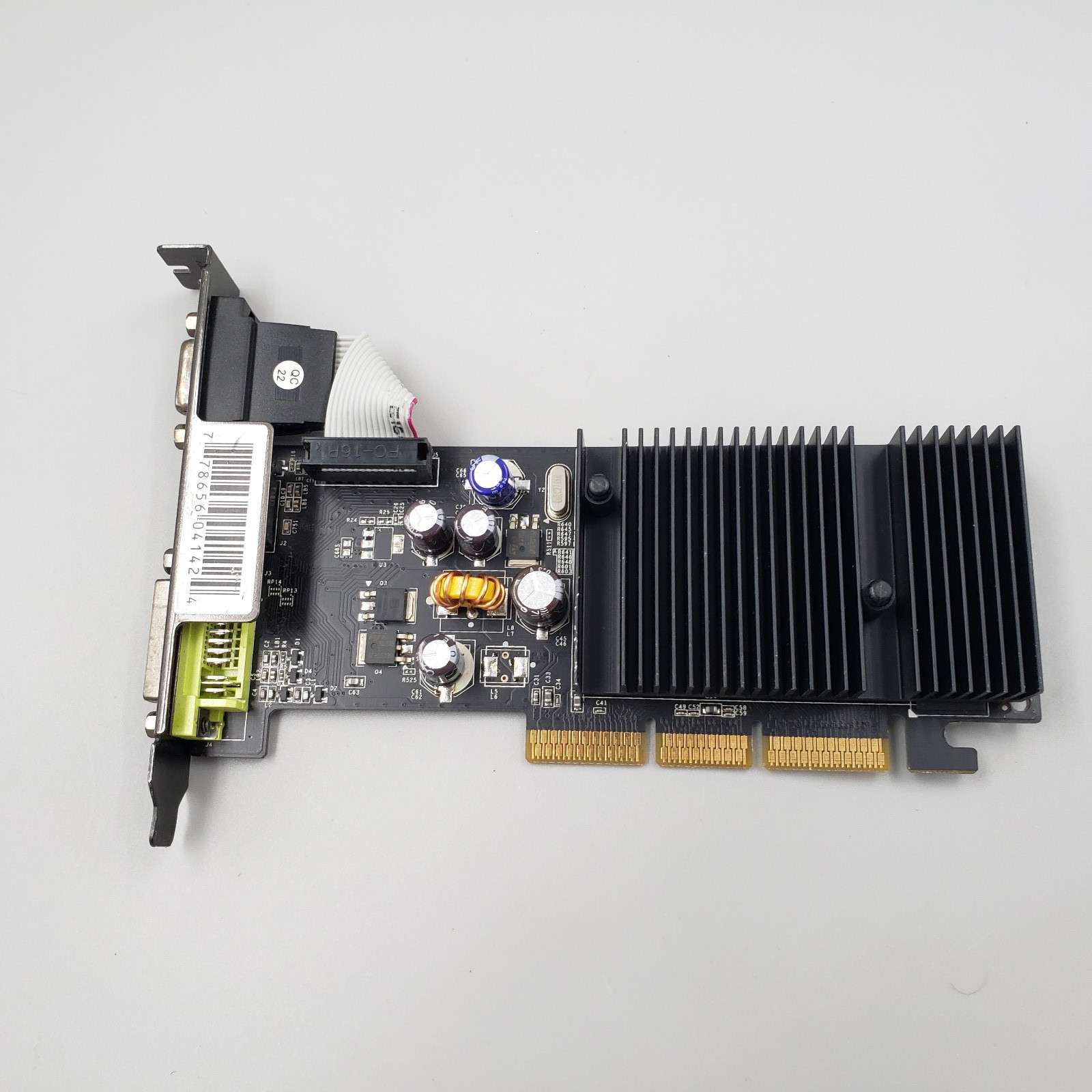 XFX NVIDIA GeForce 6200 256MB DDR2 GPU Card AGP 8X DVI VGA S-Video Untested