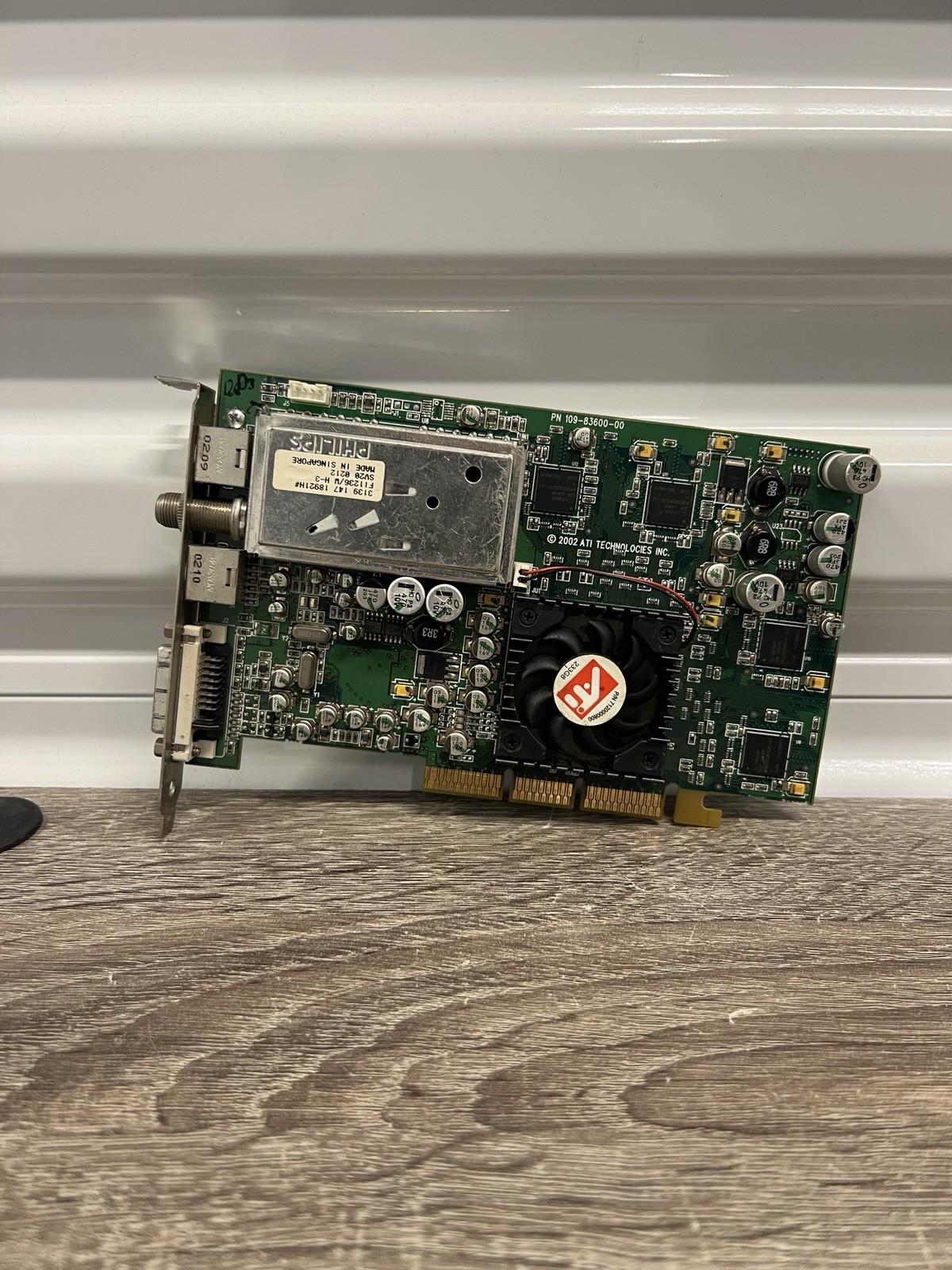 ATI Technologies 109-83600-00 , ATI AIW Radeon 8500 AGP Video Card TESTED