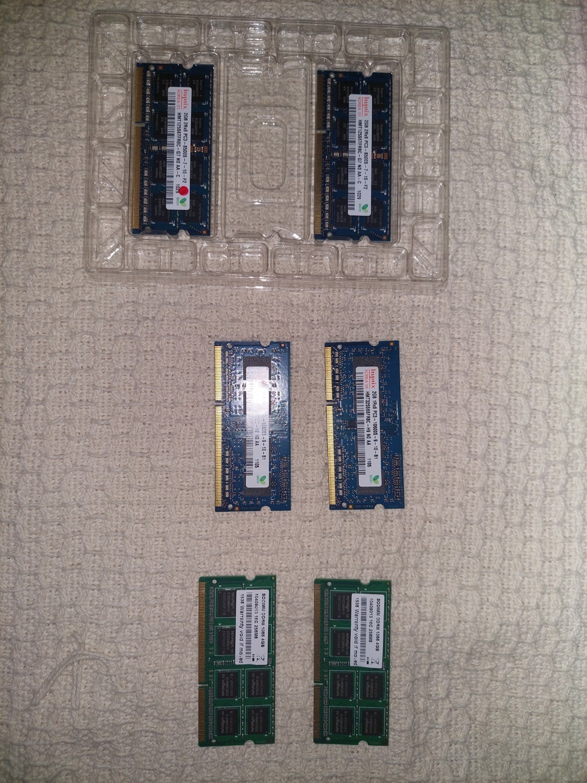 Job Lot Bundle of 6  Memory Modules for MacBook