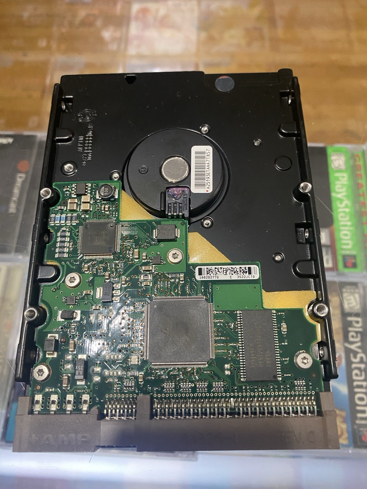 9W2854-301 - Seagate 200GB 7200 RPM SATA 3.5" HDD