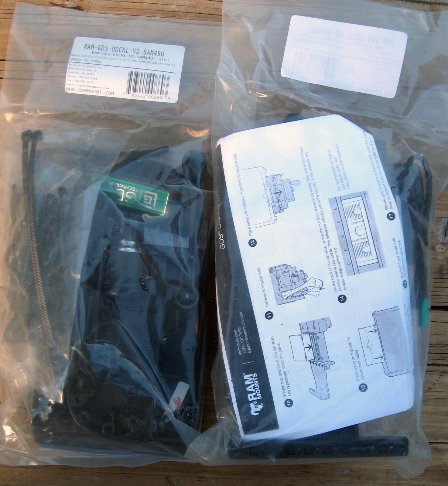 RAM GDS Locking Vehicle Dock Samsung S5 S5e Tab A 10.1 RAM-GDS-DOCKL-V2-SAM49U