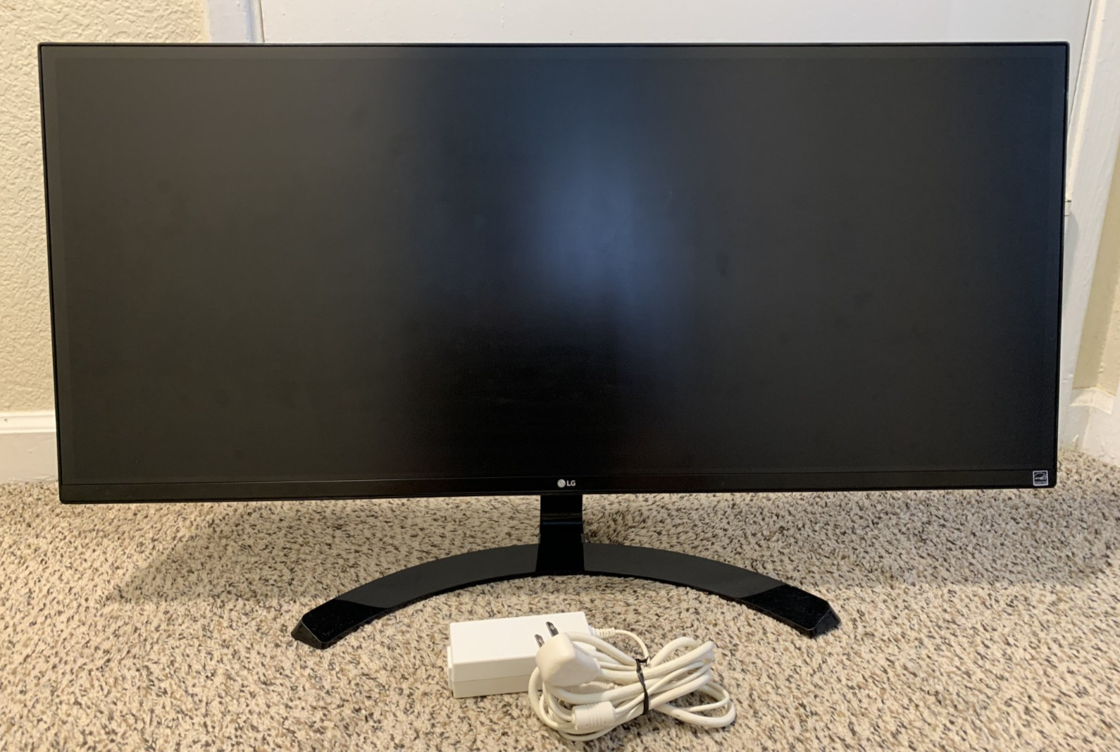 LG Class UltraWide 34" FHD IPS LED Monitor 75Hz 5ms GTG 34UM61-P