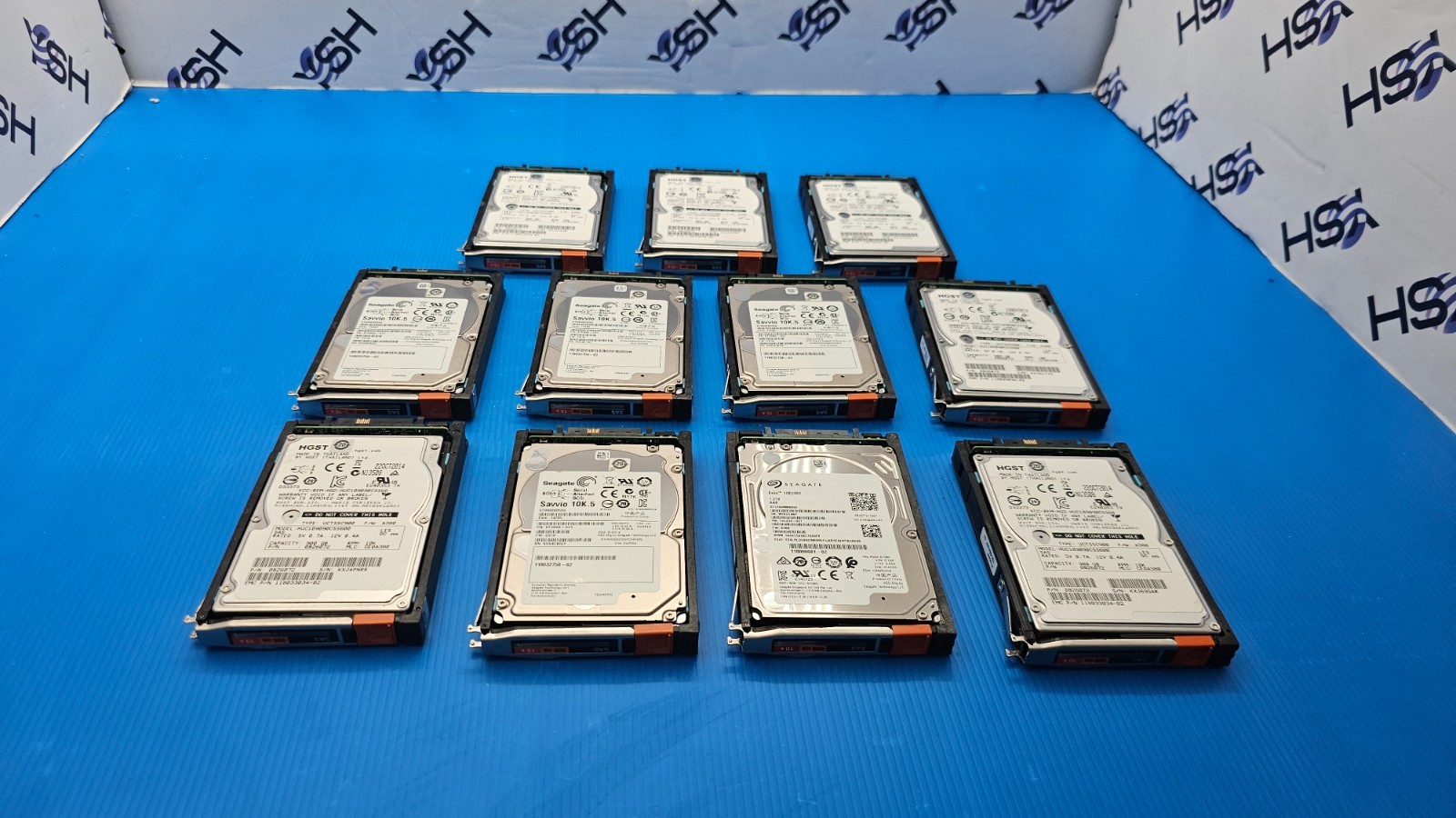 EMC 005049206, 005050349 900GB 10K 6Gbps 2.5" SAS Hard Disk Drive Lot of 11 mix