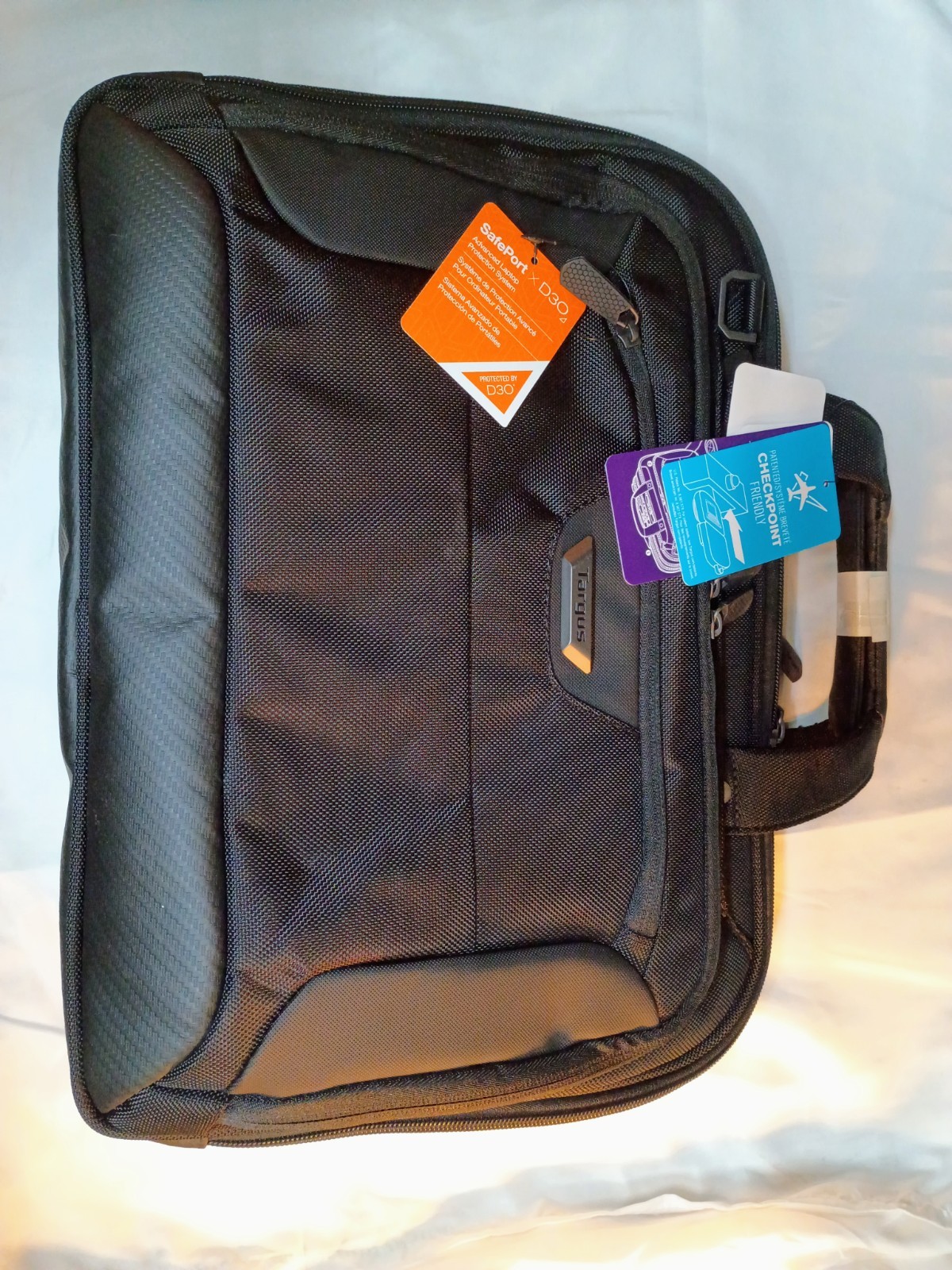 NEW Targus Corporate Traveler Laptop Bag Carrying Case (Briefcase) for 14"