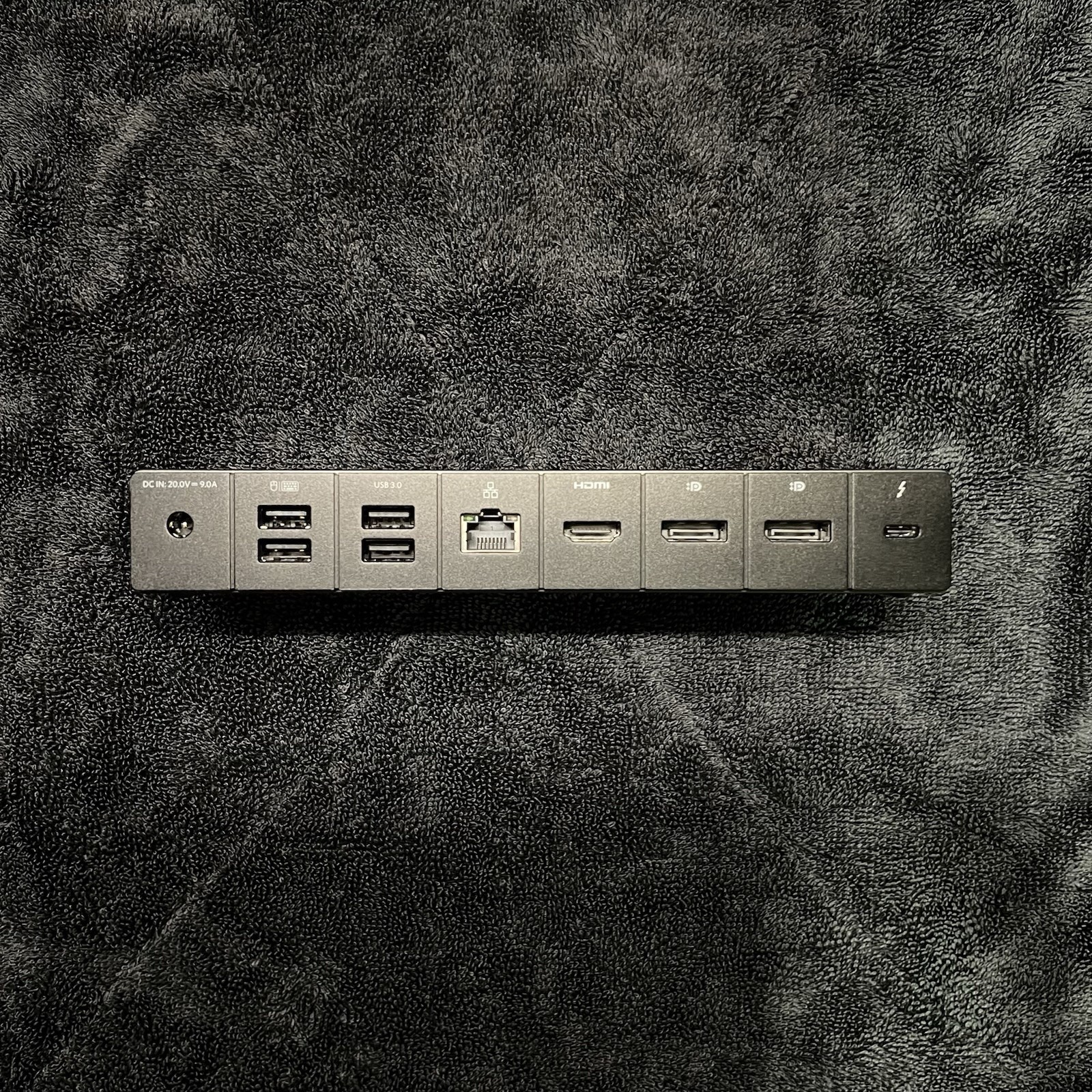 Anker 778 Thunderbolt 4 Dock 12-in-1 8K 100W DISCONTINUED w/ Adapter & Cable