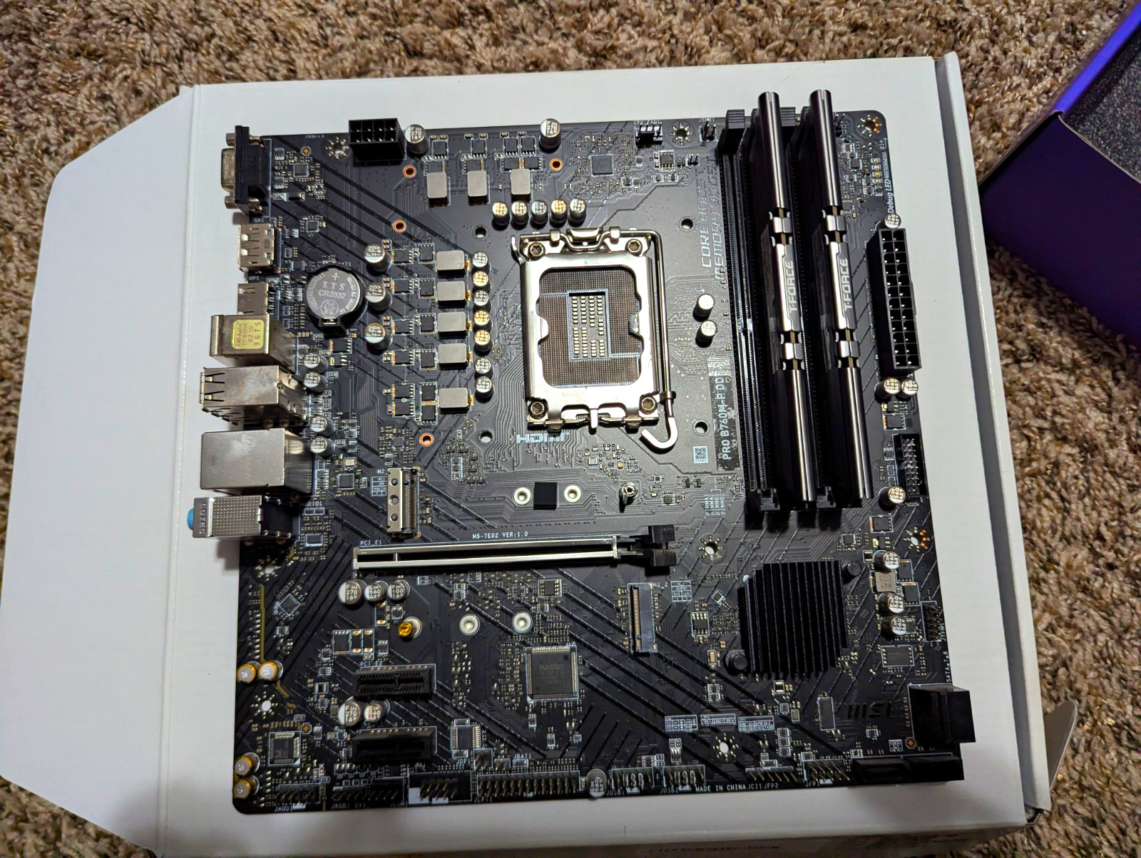 MSI PRO B760M-P MicroATX LGA1700 w/ 32GB Of DDR 4 Ram Read Description Please