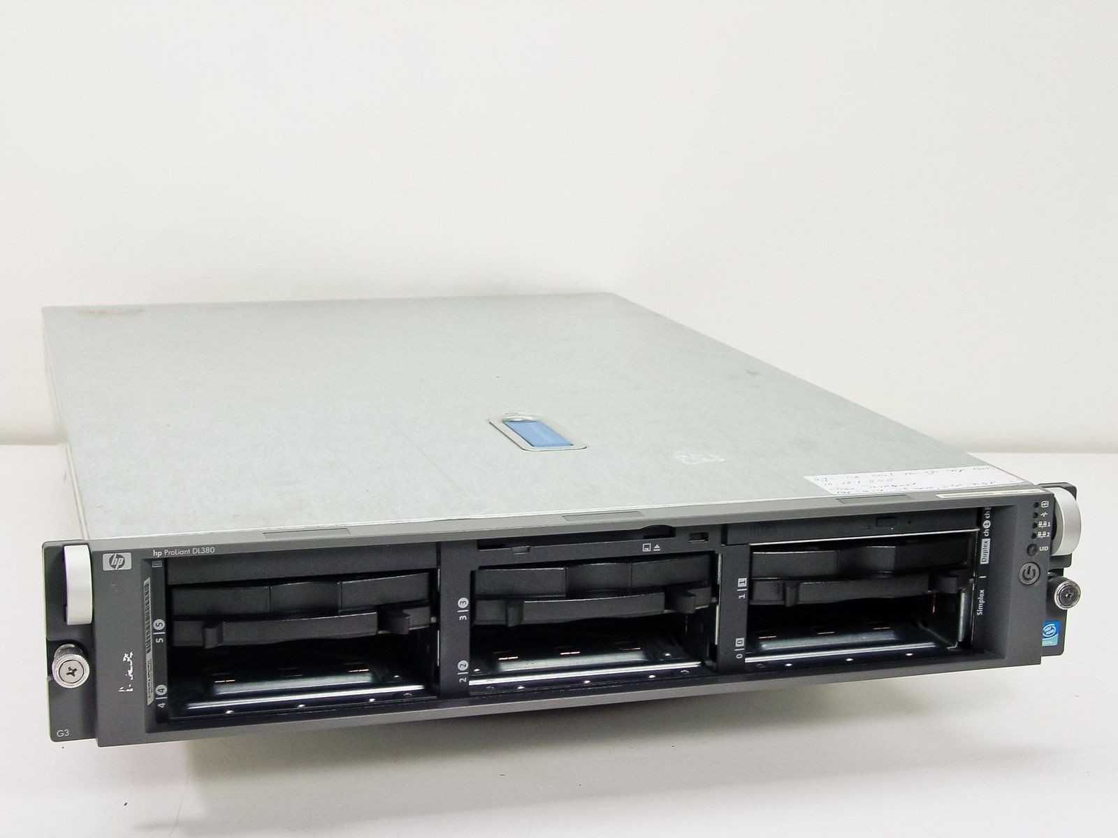 HP Compaq ProLiant DL380 310587-001 3.06GHz 533MHz FSB 2U Rackmount Server - AS