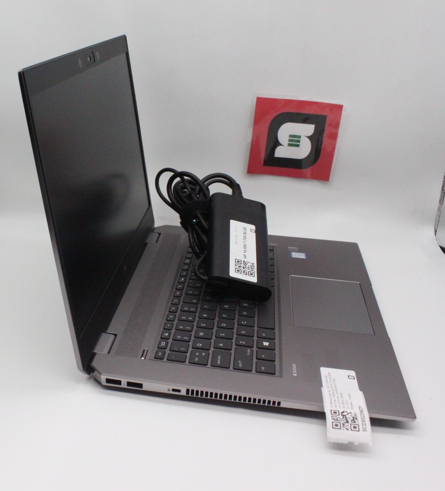 HP ZBook Studio G5 i7-8850H @ 2.6GHz 16GB DDR4 RAM 256GB SSD Win 11 Home
