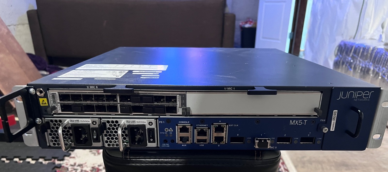 Juniper MX5-T CHAS-MX5-T-S Router w/ MIC-3D-20GE-SFP + XFP-10G-LR + E