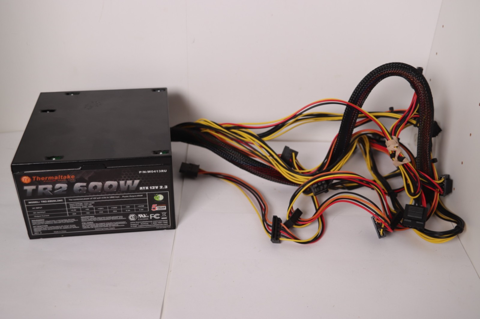 Thermaltake TR2 600W Power Supply TR2-600NL2NC