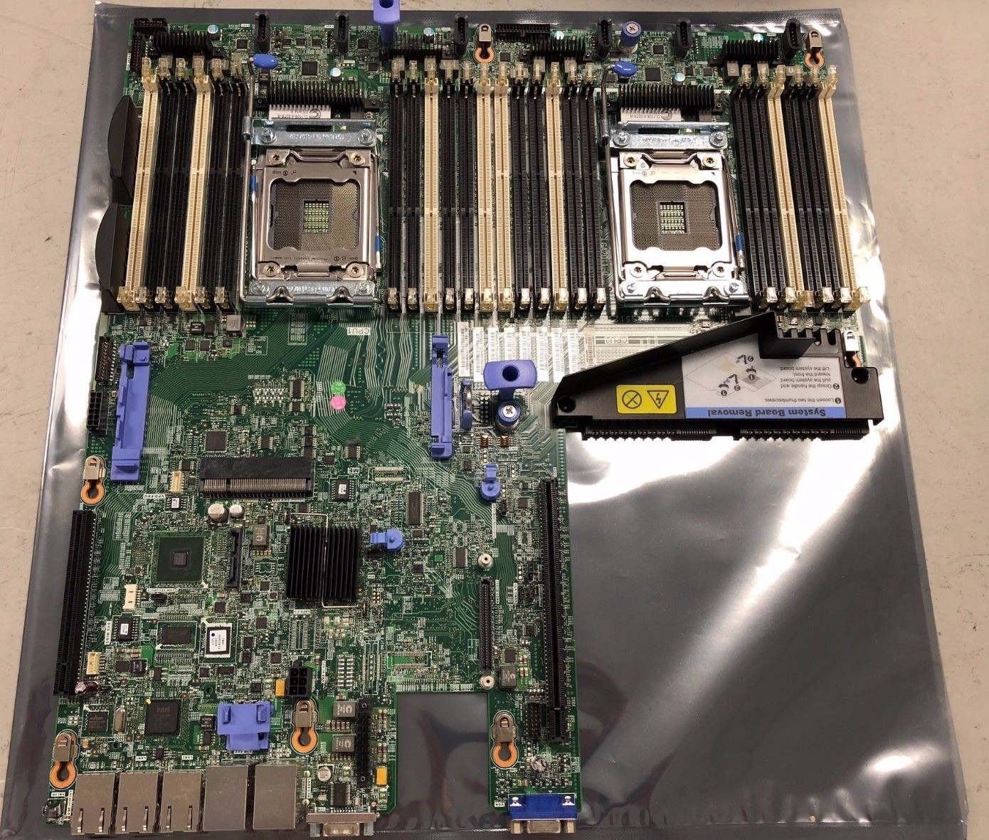 IBM 00Y8375 System Board X 3550 M4- V2 Capable Board 00Y8375