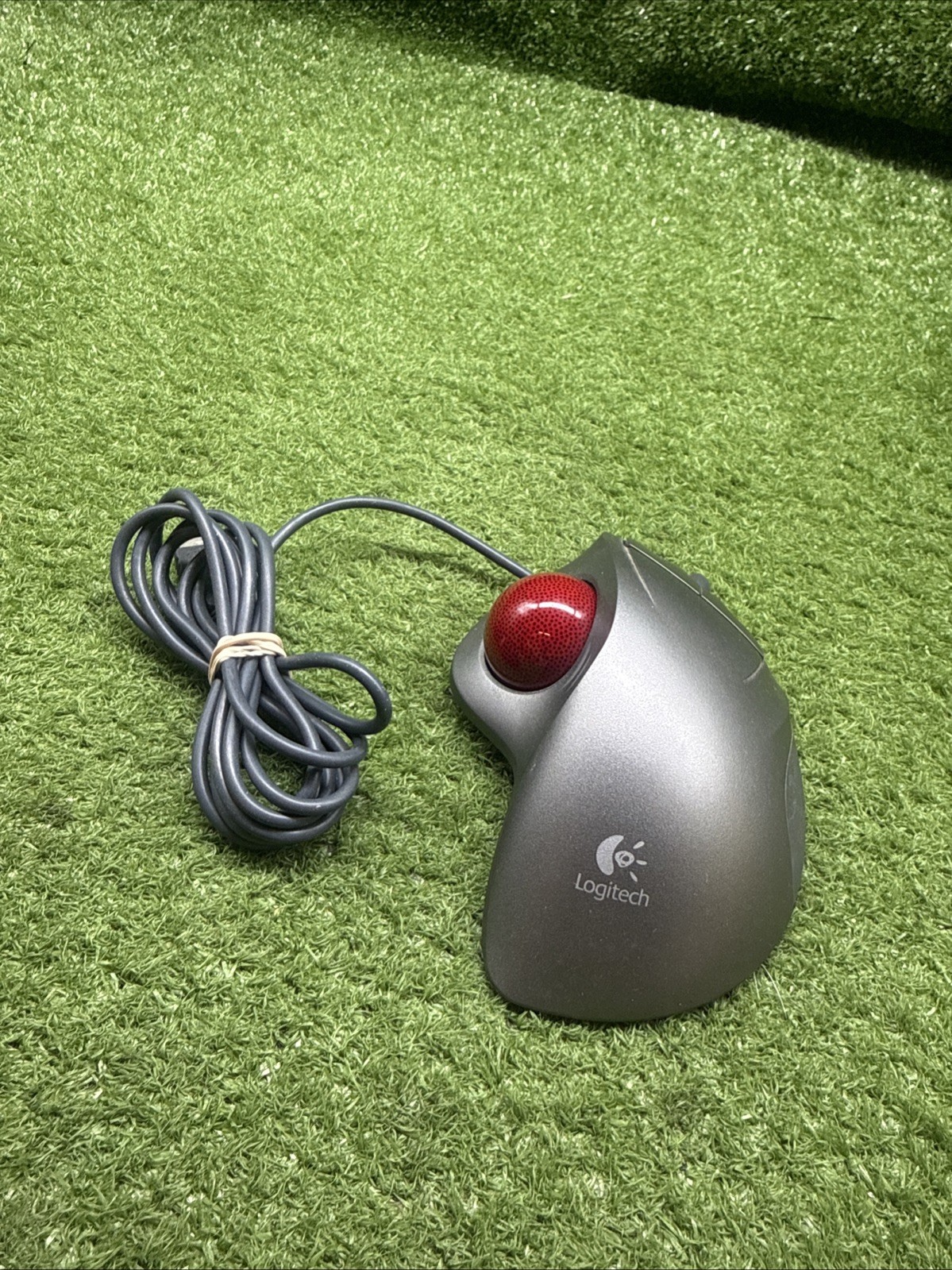 Logitech TrackMan Wheel Mouse T-BB18 Optical Trackball Mouse Dark Silver D1
