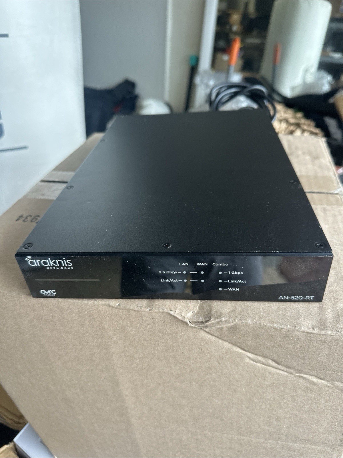 Araknis Networks 520-Series Dual-WAN Multi-Gigabit VPN Router (AN-520-RT)