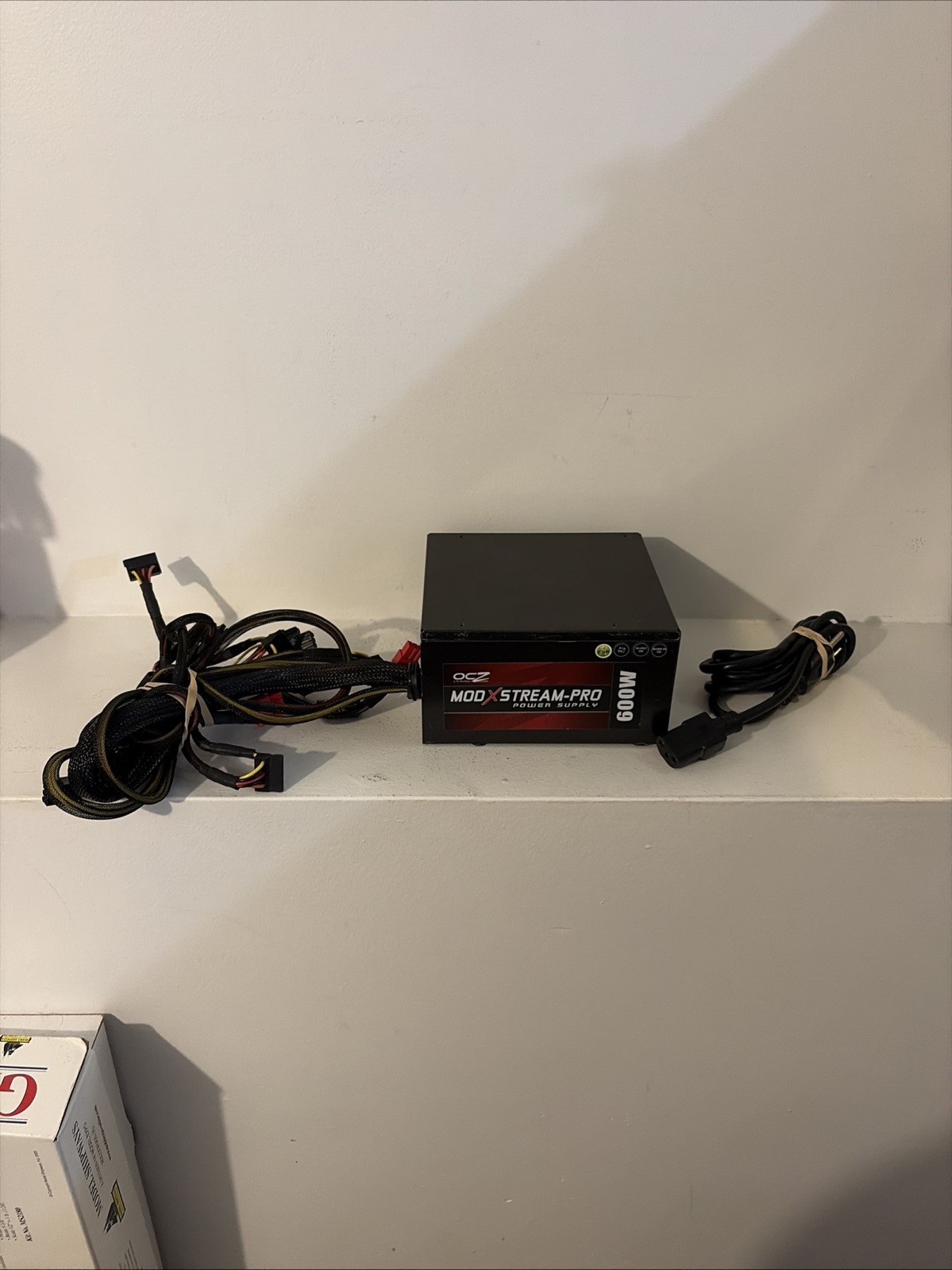 OCZ ModXStream Pro 600W 80+ Semi-Modular Active PFC ATX Power Supply OCZ600MXSP