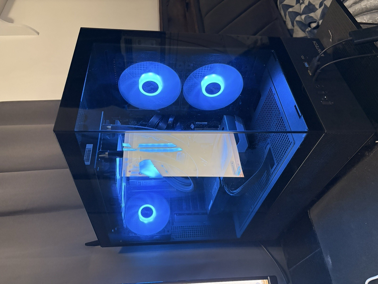 Custom AMD gaming PC